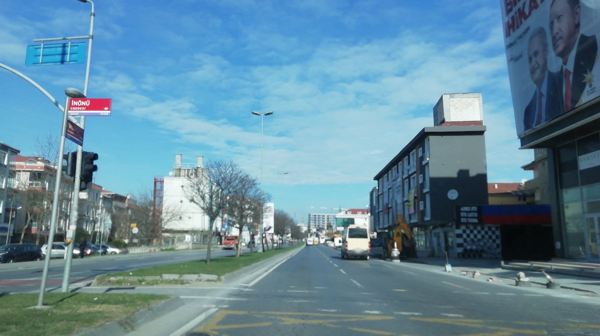 Street view near Palace Suit Hotel, Esenyurt — © okansafak (CC BY-SA · Mapillary)
