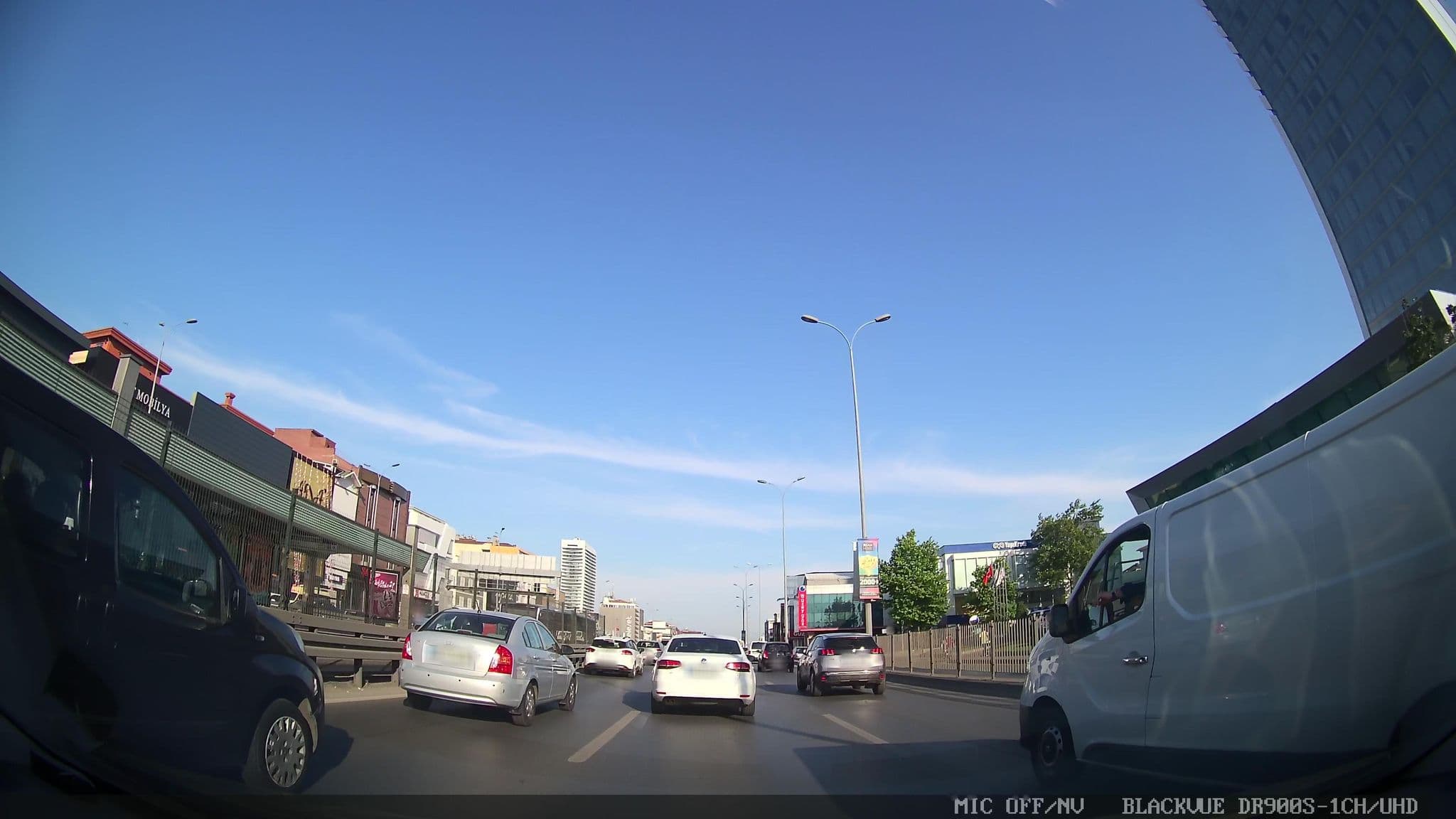 Street view near 2110, Yakuplu — © asturksever (CC BY-SA · Mapillary)