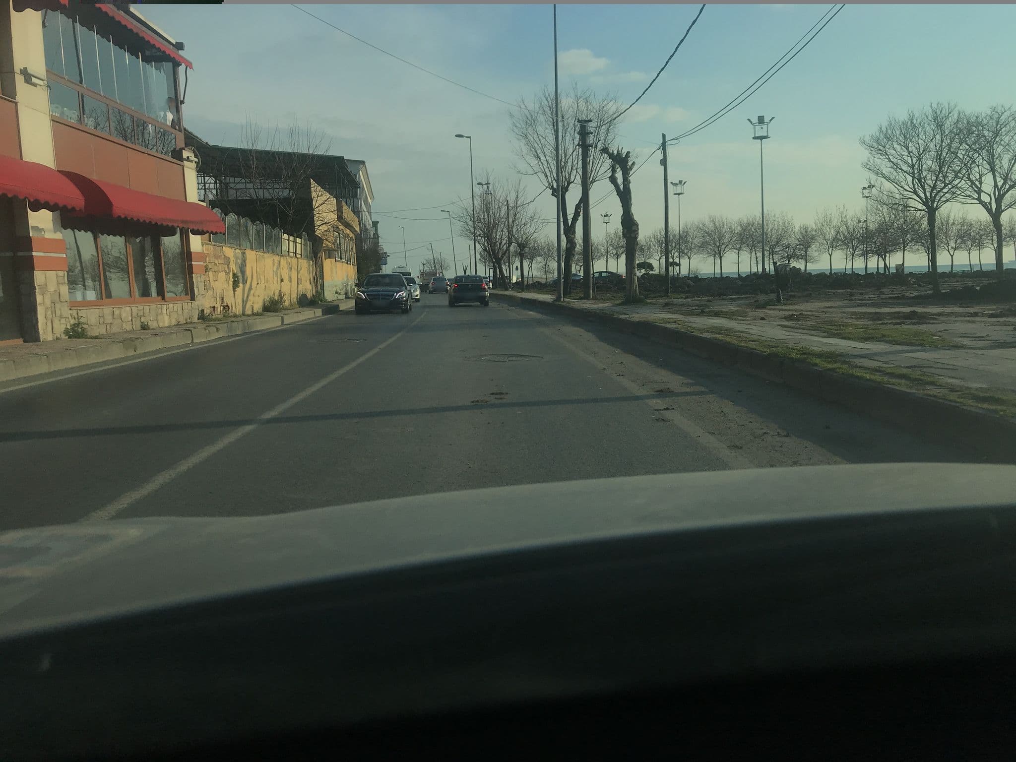 Street view near Novi Hotel, Küçükçekmece — © yeliz (CC BY-SA · Mapillary)