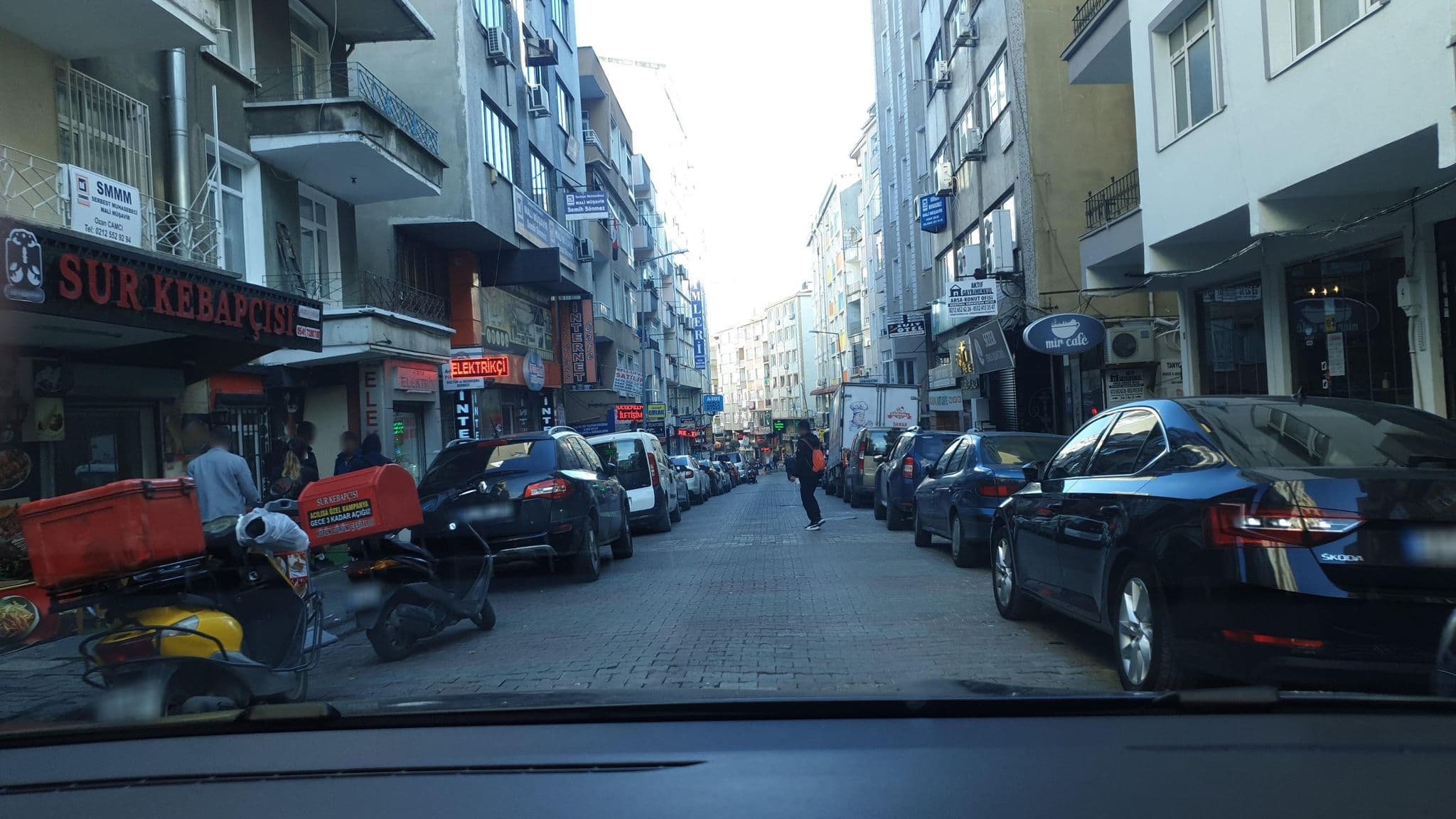Street view near Hostelport, Bahçelievler — © merdt (CC BY-SA · Mapillary)