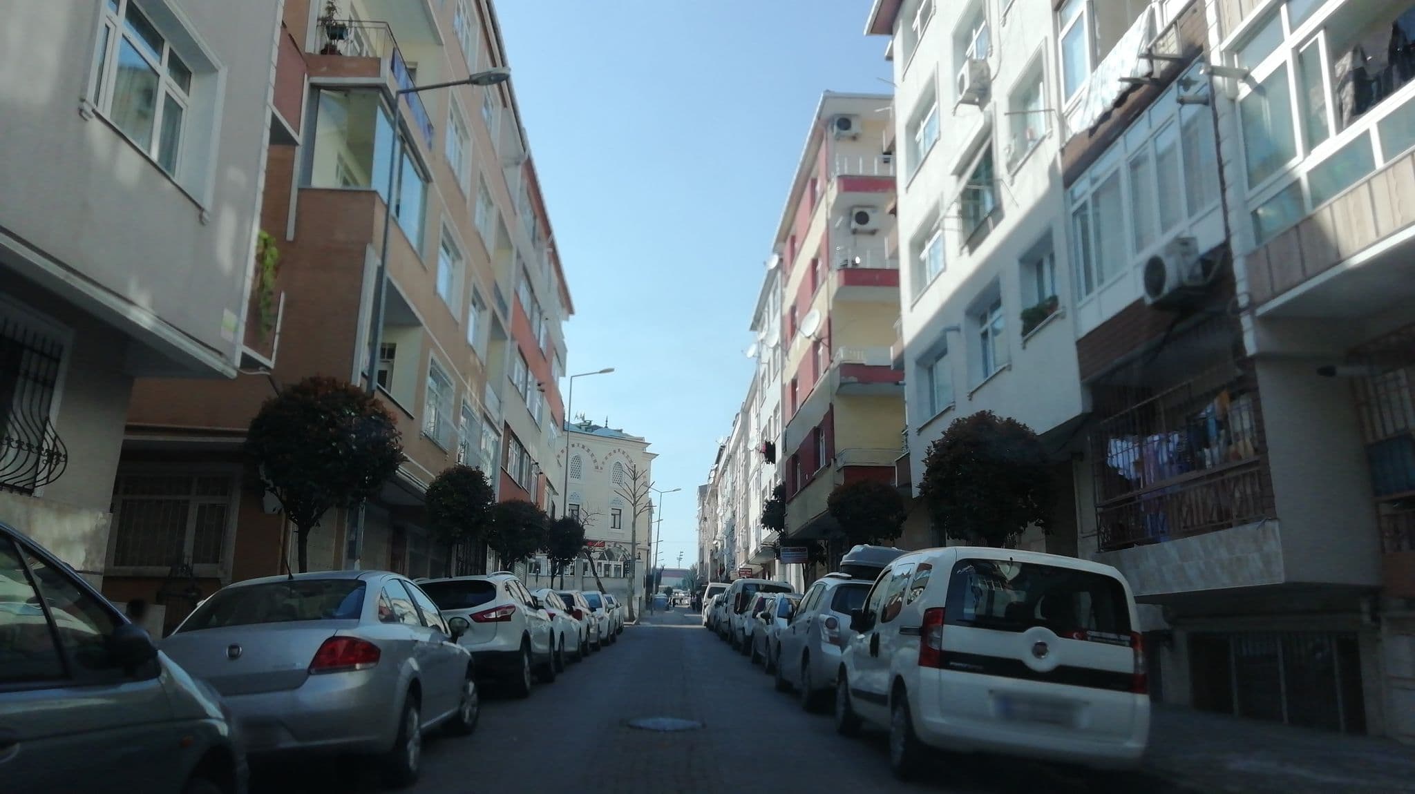 Street view near Nil Apart, Bahçelievler — © okansafak (CC BY-SA · Mapillary)