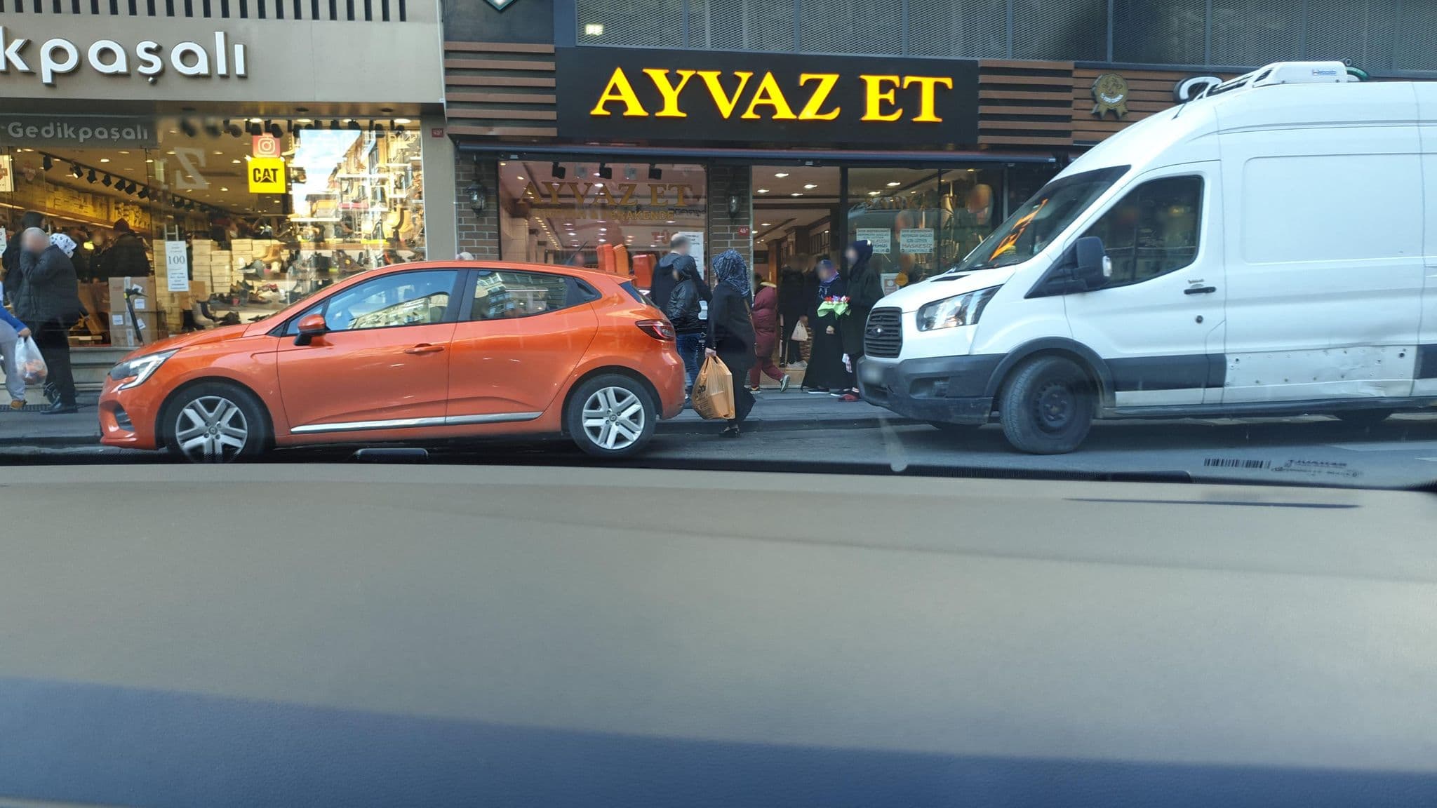 Street view near OTTEL, Bahçelievler — © merdt (CC BY-SA · Mapillary)