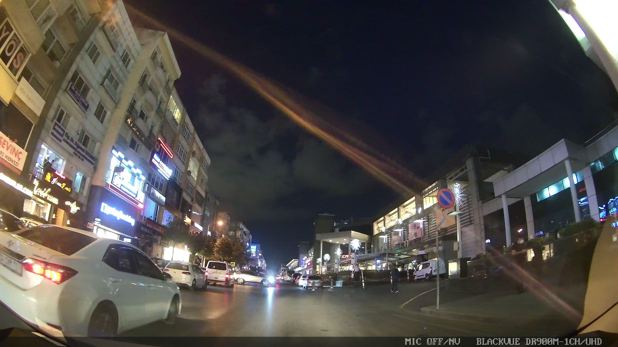 Street view near Titanic Port Hotel A2 Balo Salonu, Bahçelievler — © asturksever (CC BY-SA · Mapillary)