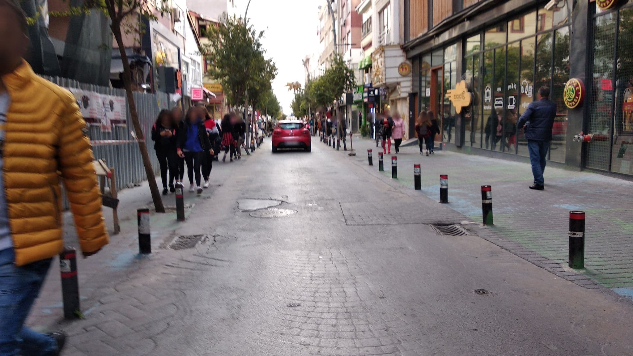 Street view near Bakirkoy Suites Otel, Zeytinburnu — © boracasli (CC BY-SA · Mapillary)