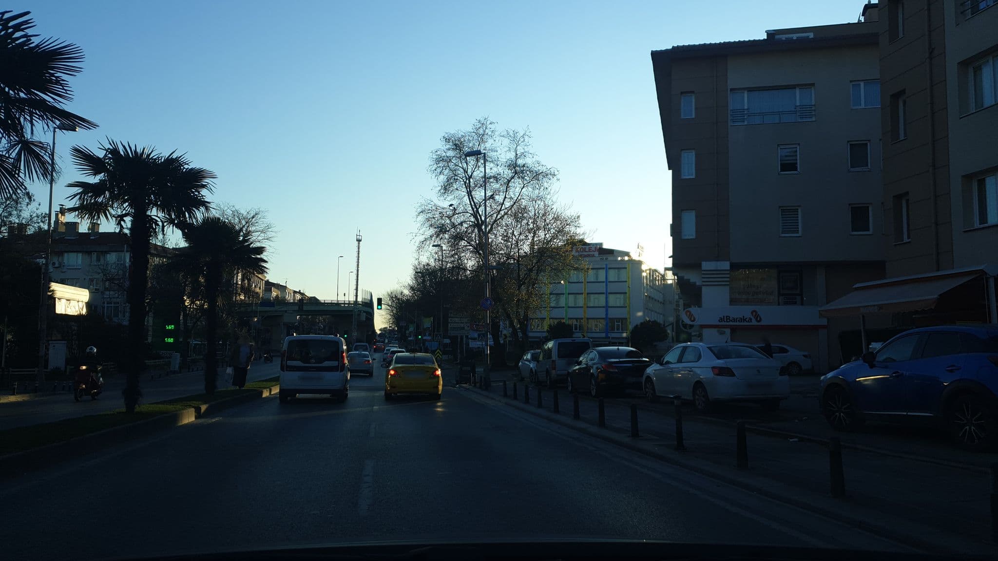 Street view near Hotel alpin, Bahçelievler — © mcamlica (CC BY-SA · Mapillary)