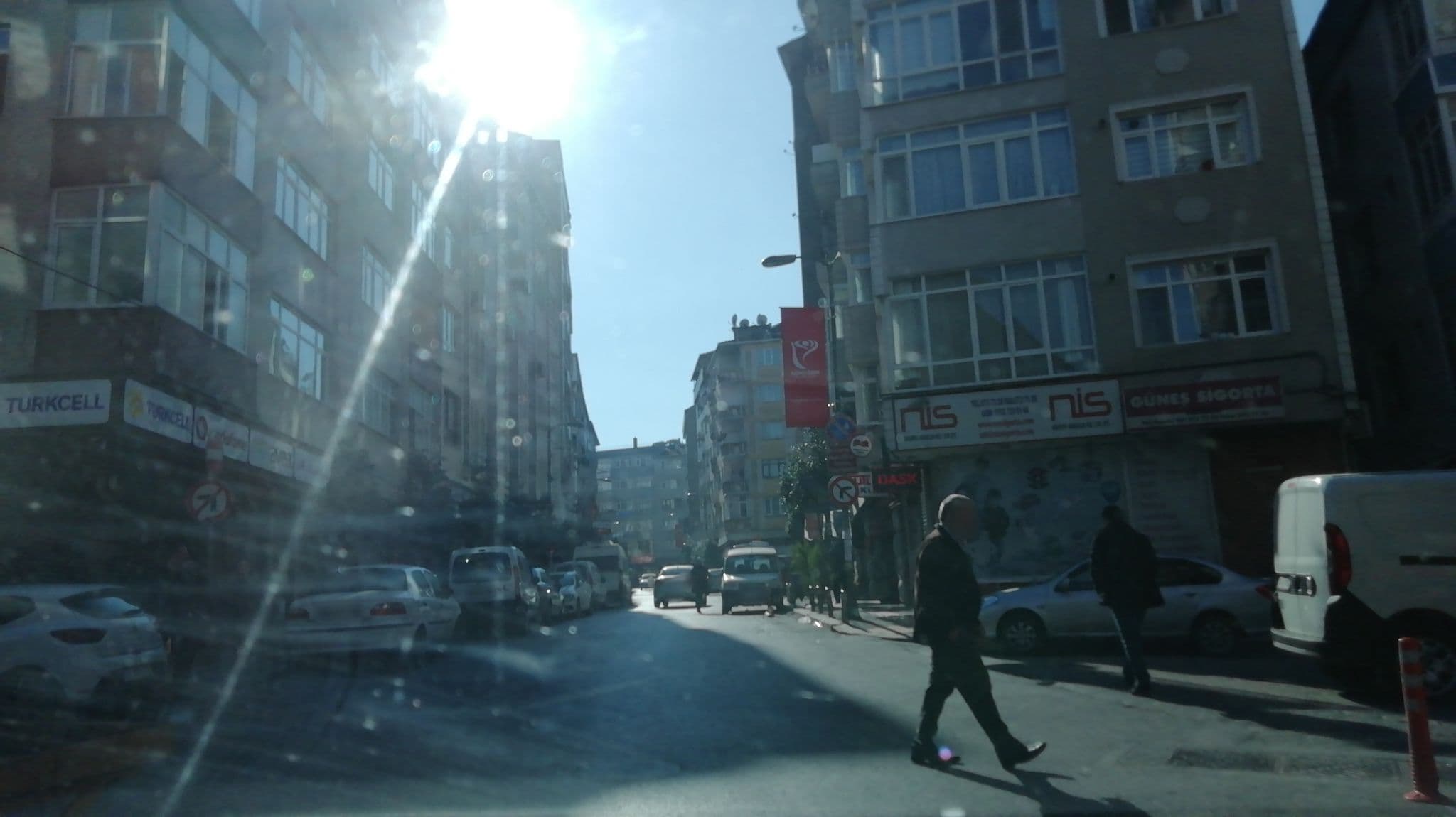 Street view near yesilköy çınar otel, Bahçelievler — © okansafak (CC BY-SA · Mapillary)