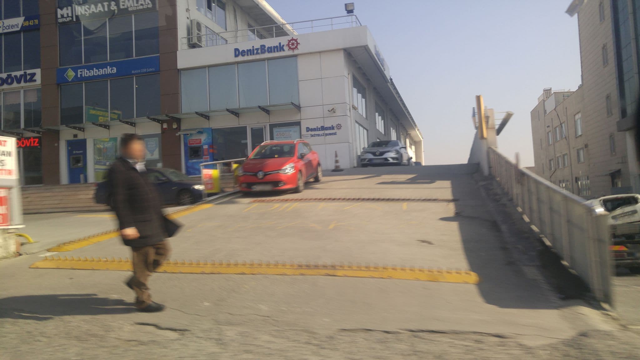 Street view near Taha Turizm, Başakşehir — © volkan (CC BY-SA · Mapillary)