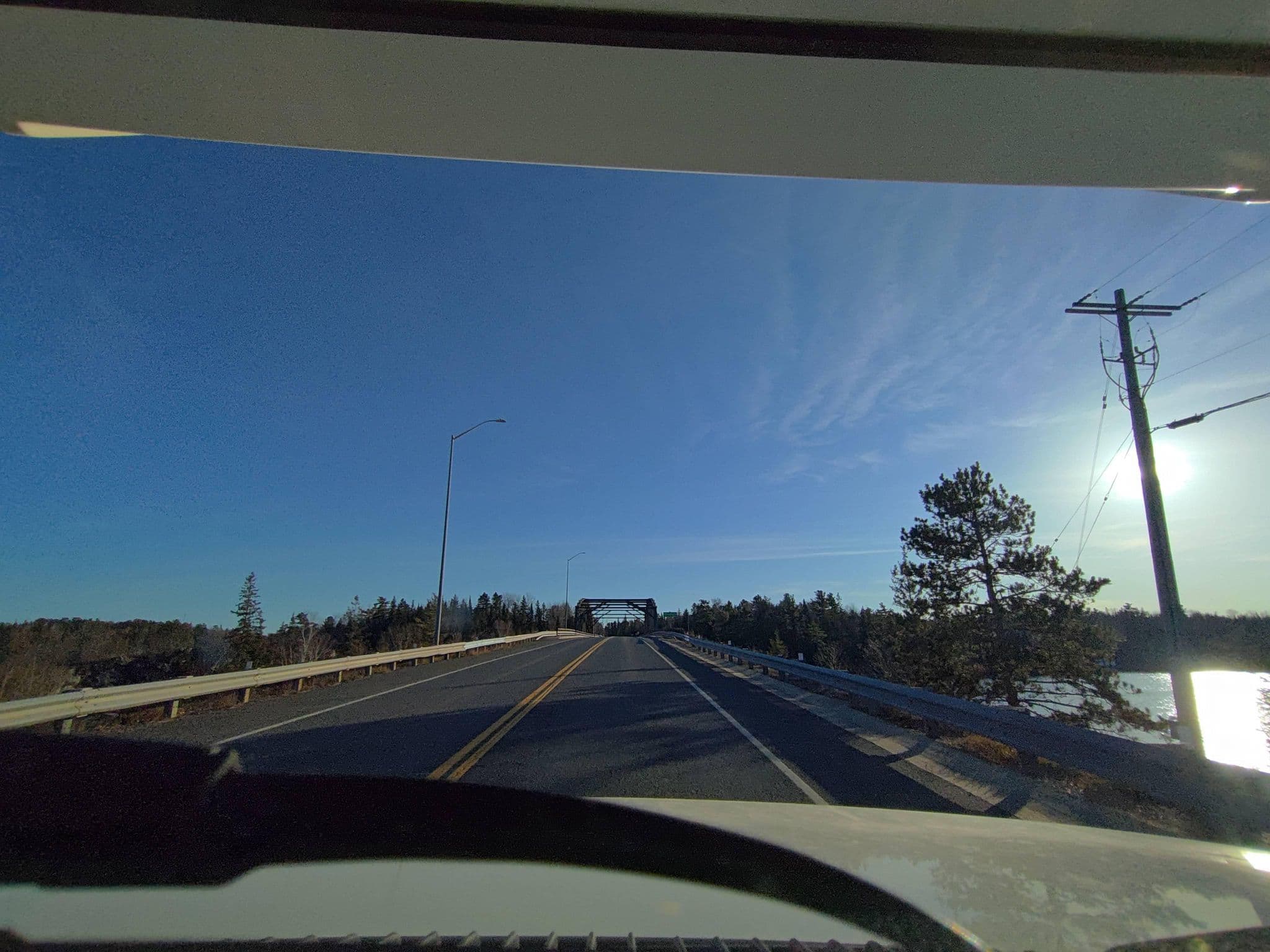 Street view near Motlong's Tourist Camp, Kenora — © kibour (CC BY-SA · Mapillary)