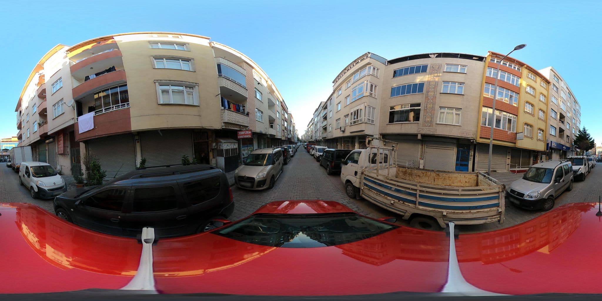 Street view near GÜNLÜK KİRALIK DAİRE, Sultangazi — © ademturkmen (CC BY-SA · Mapillary)