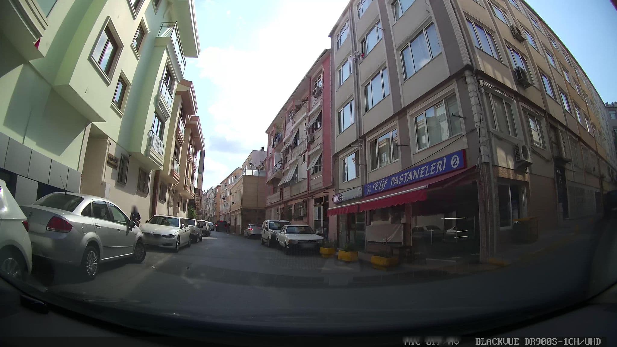 Street view near Istanbul Travel Group Inc., Zeytinburnu — © asturksever (CC BY-SA · Mapillary)