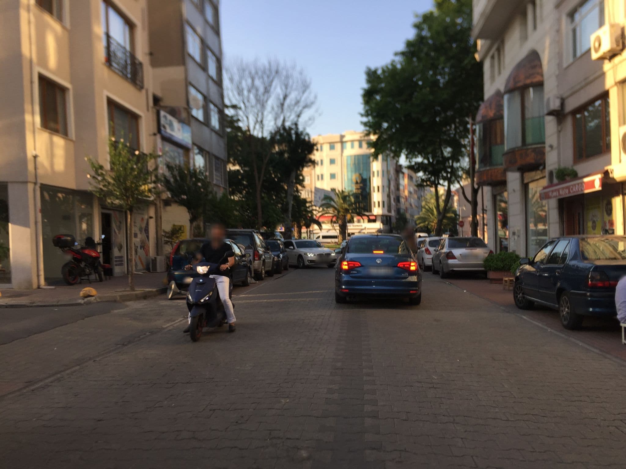 Street view near Ottomans Life Butik Hotel, Istanbul — © sessiznotalar (CC BY-SA · Mapillary)
