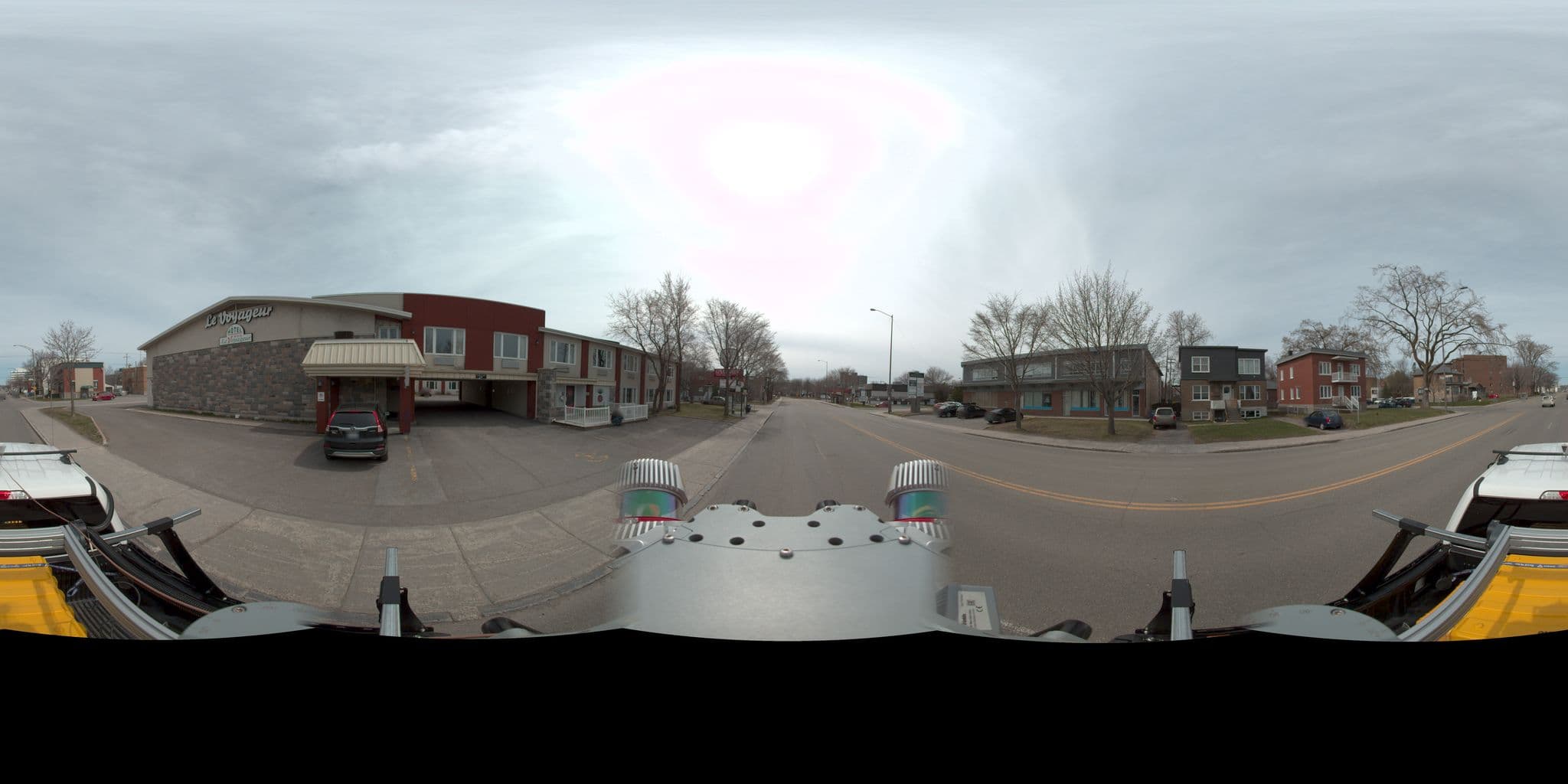 Street view near Hôtel Le Voyageur, La Cité-Limoilou — © BPRSTC (CC BY-SA · Mapillary)