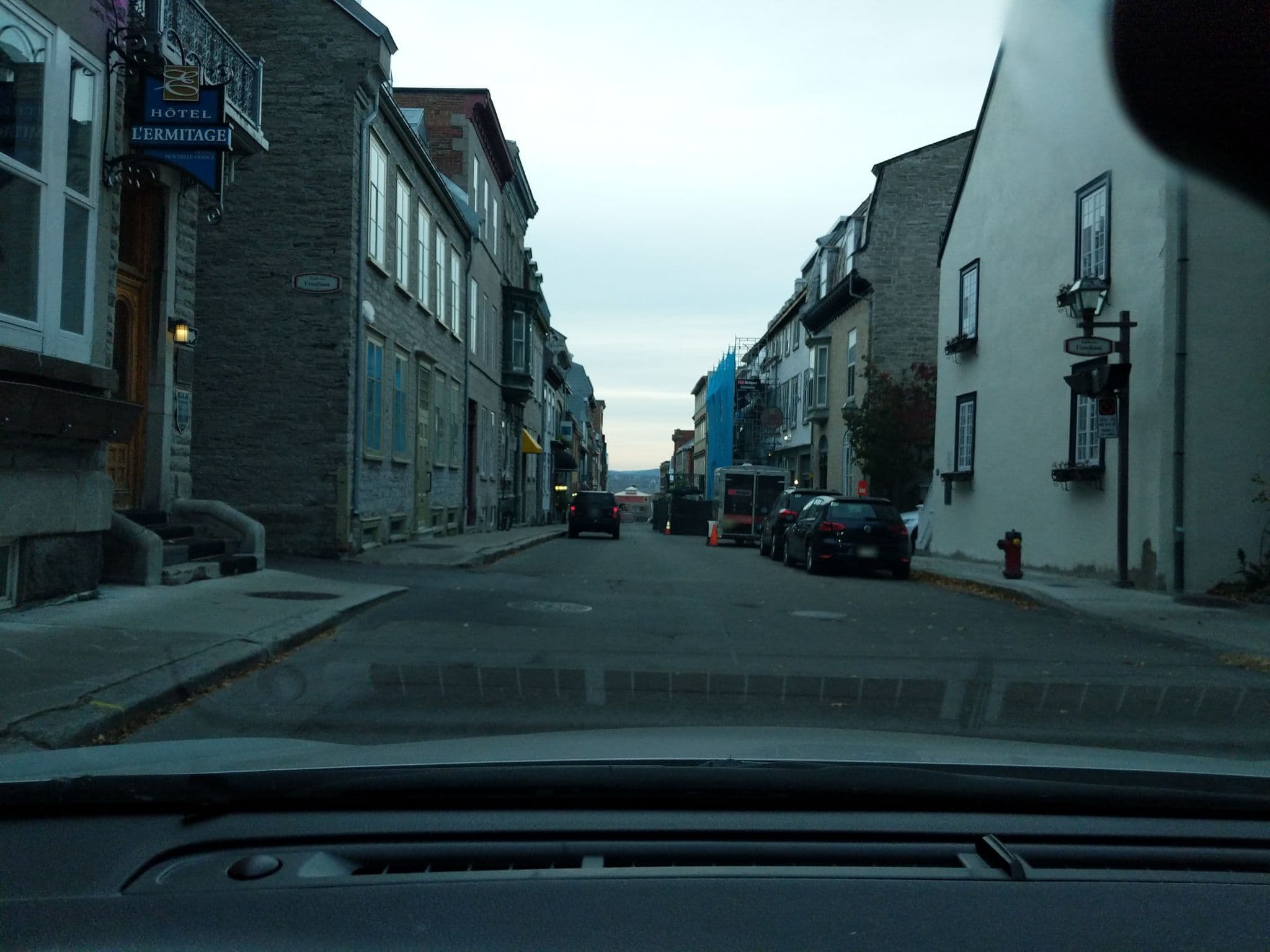 Street view near Hotel l'Ermitage, Québec — © daudrain (CC BY-SA · Mapillary)