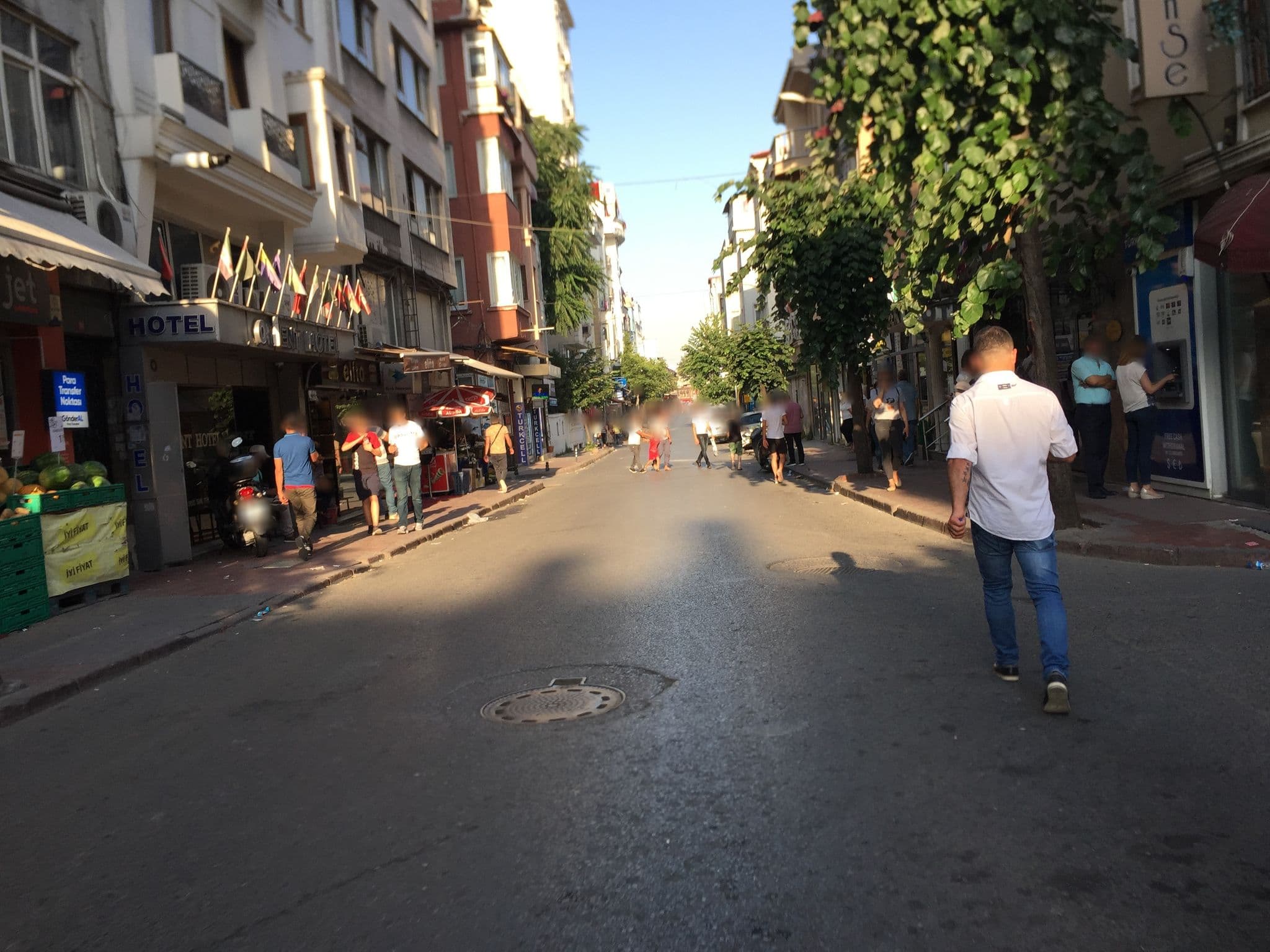 Street view near Antik Ipek Hotel, Sultanahmet — © sessiznotalar (CC BY-SA · Mapillary)