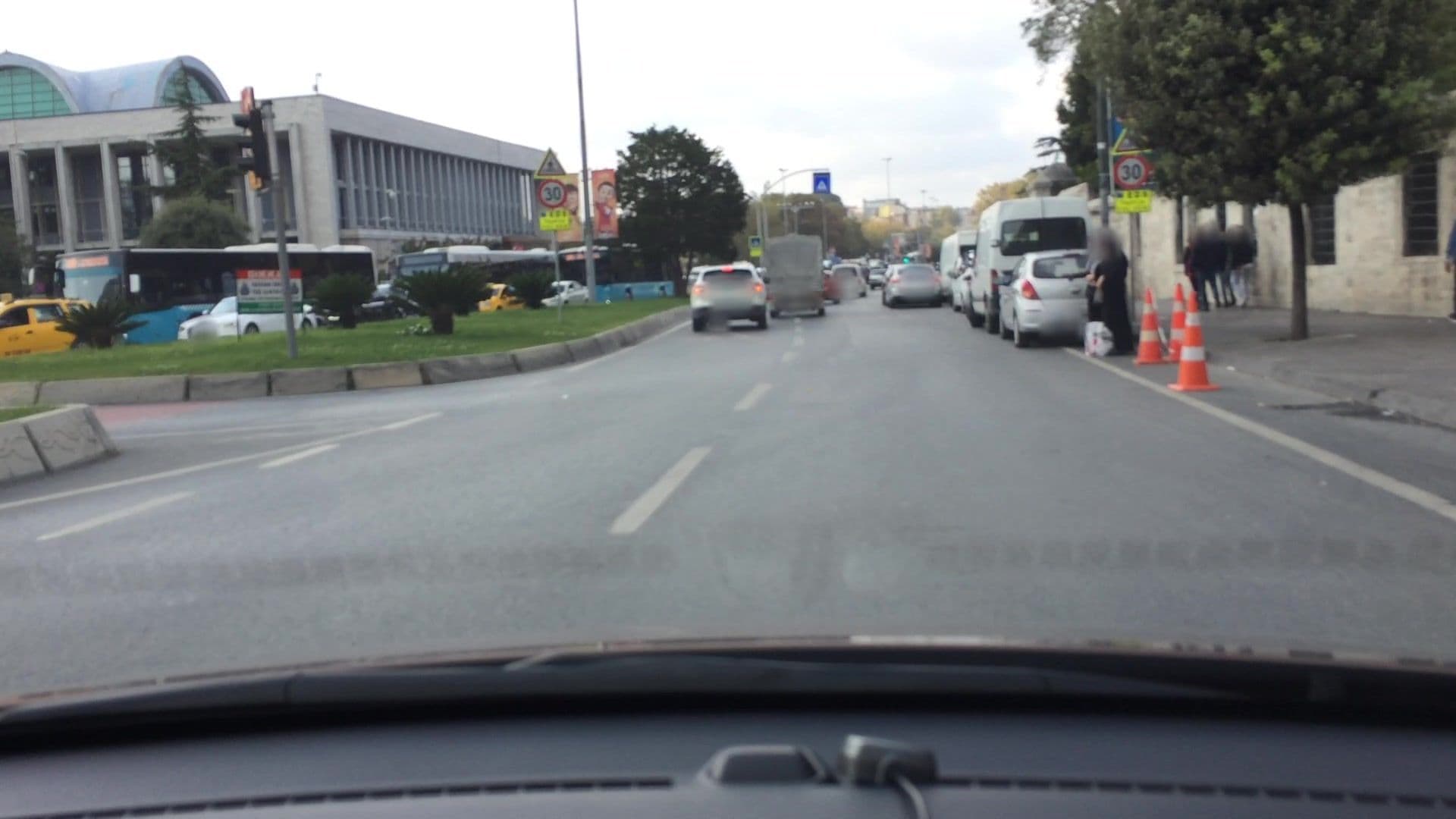Street view near الفندق السخيف, Istanbul — © lvl5 (CC BY-SA · Mapillary)