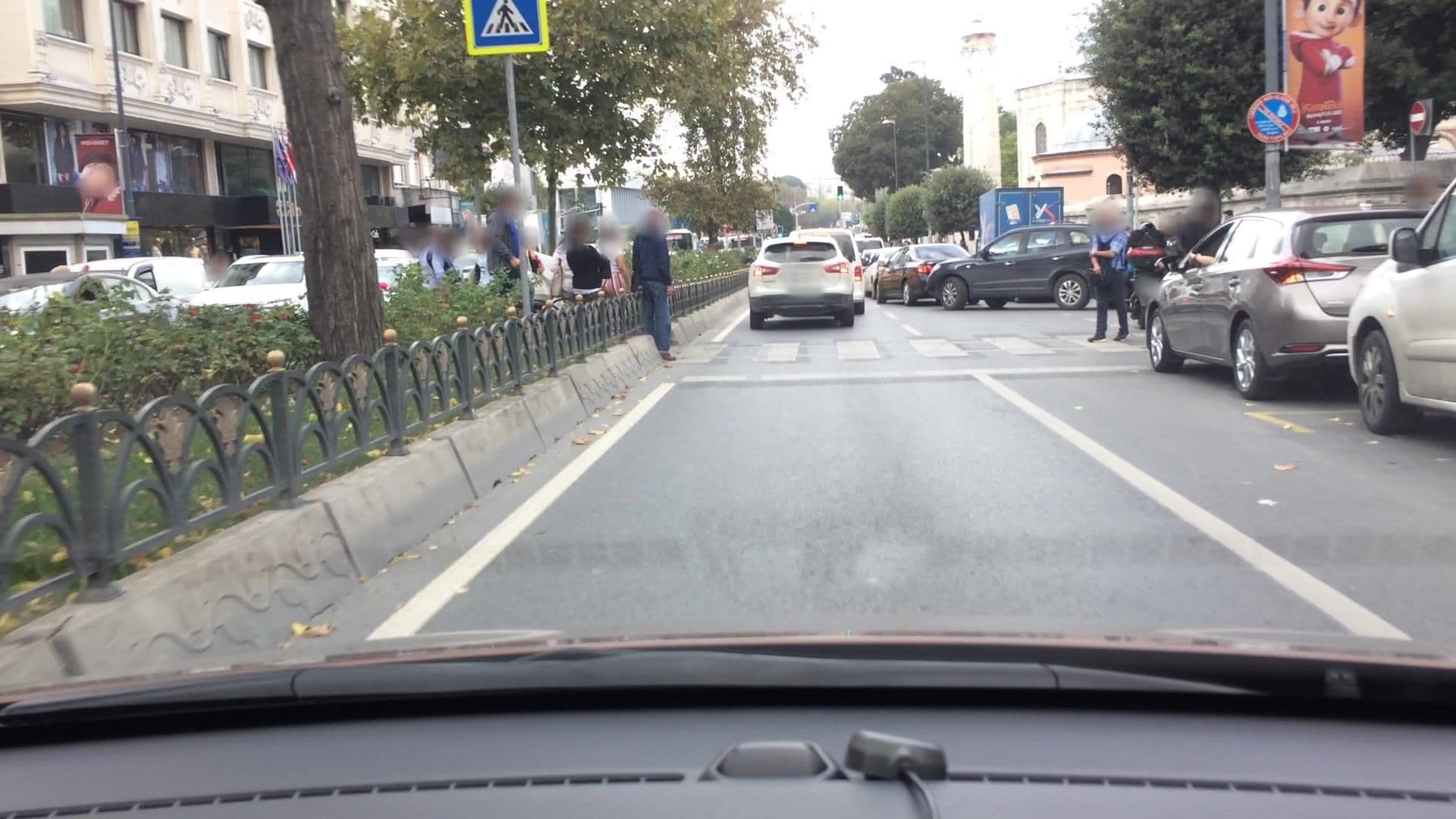 Street view near Hamidiye Hotel, Istanbul — © lvl5 (CC BY-SA · Mapillary)