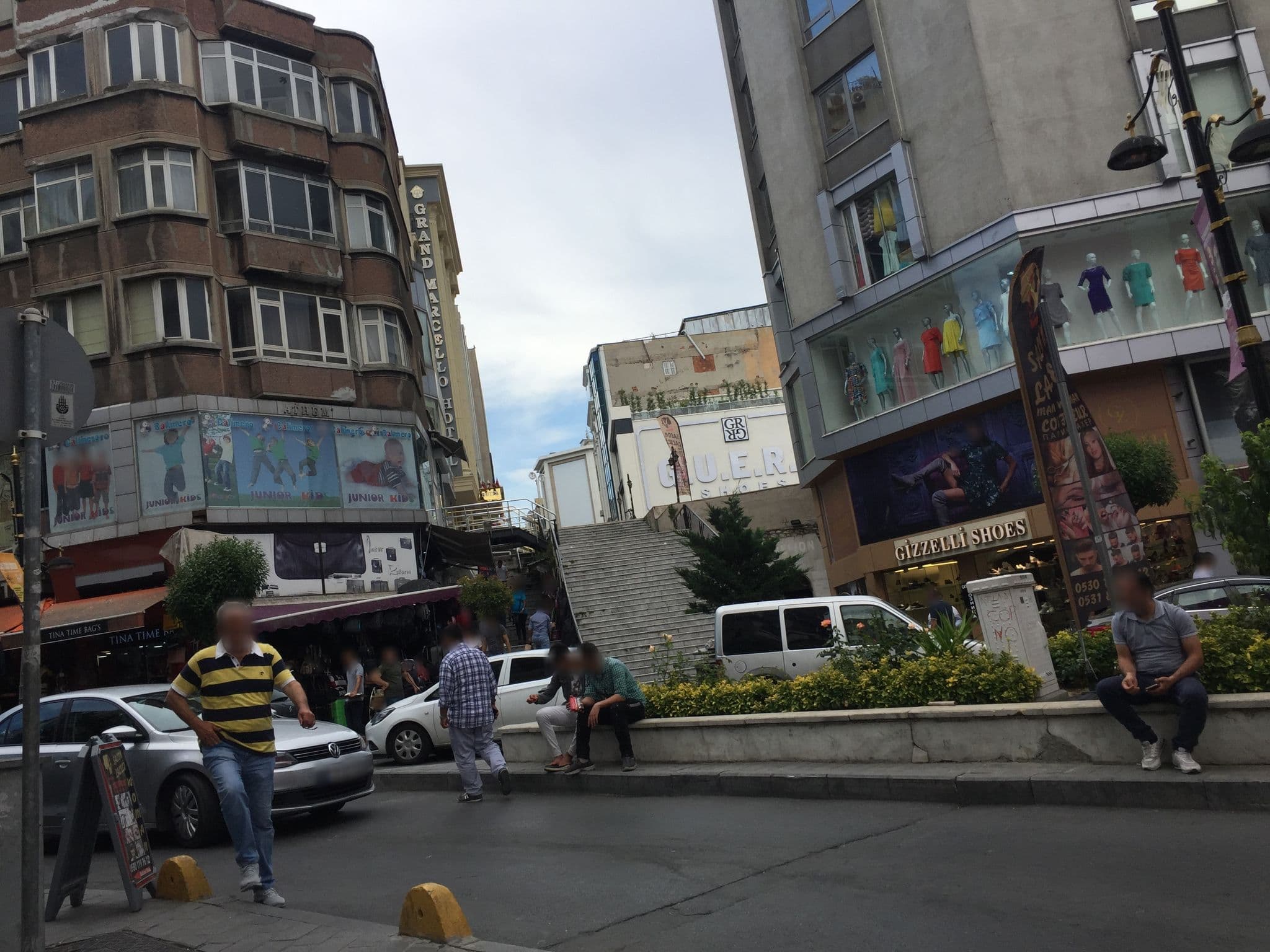 Street view near Ayma, Istanbul — © sessiznotalar (CC BY-SA · Mapillary)