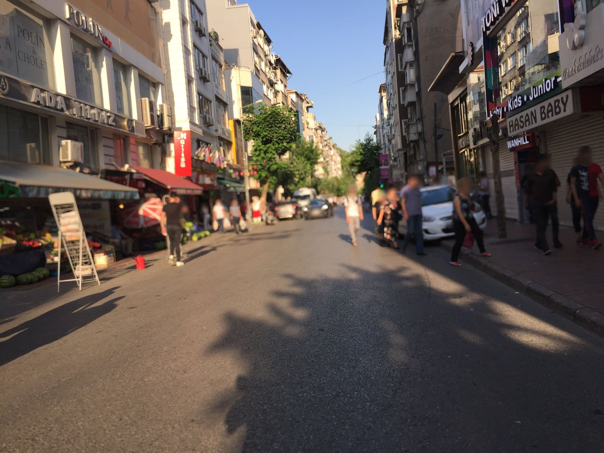 Street view near احلام متناثرة, Istanbul — © sessiznotalar (CC BY-SA · Mapillary)