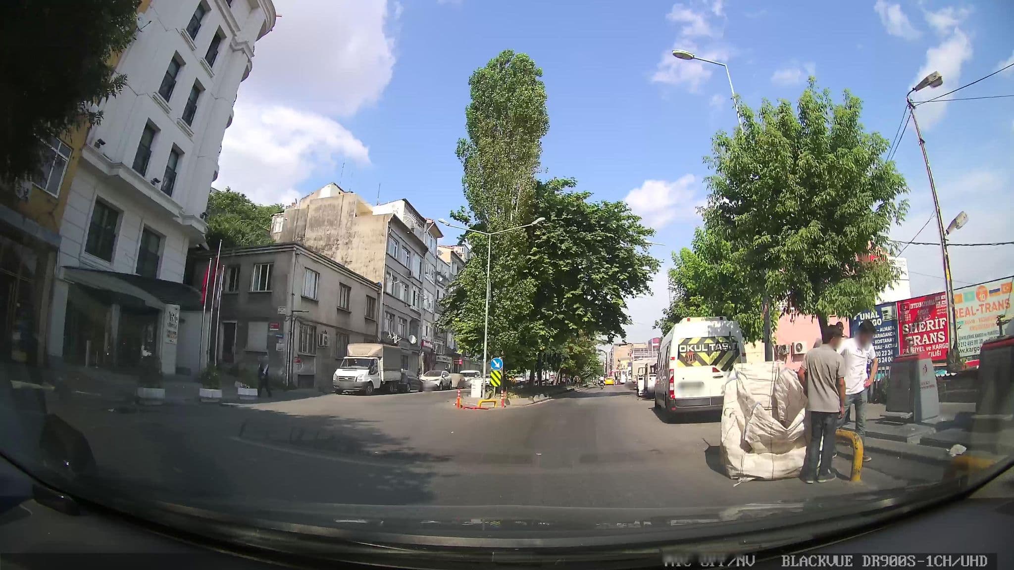 Street view near oruç apart, Istanbul — © asturksever (CC BY-SA · Mapillary)
