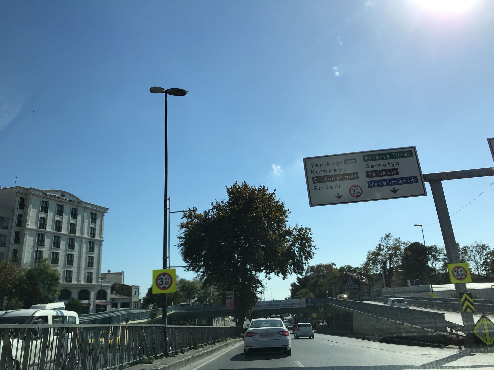 Street view near Vatan Asur Hotel, Istanbul — © ferahkoksal (CC BY-SA · Mapillary)