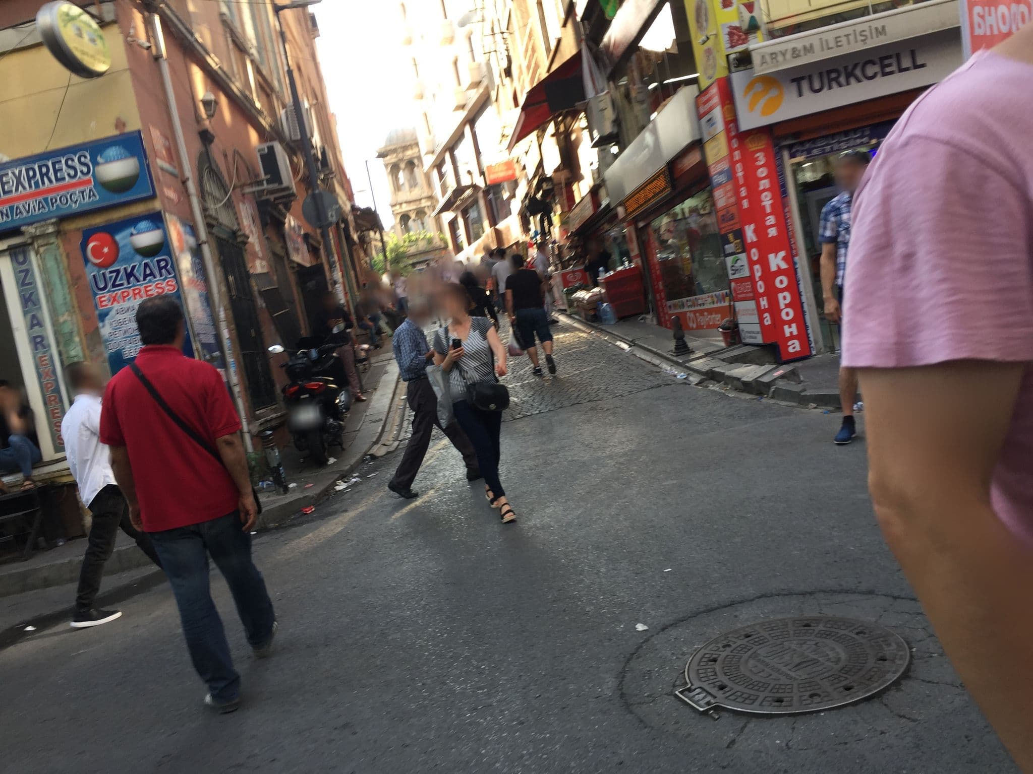 Street view near Polatzade Hotel, Istanbul — © sessiznotalar (CC BY-SA · Mapillary)