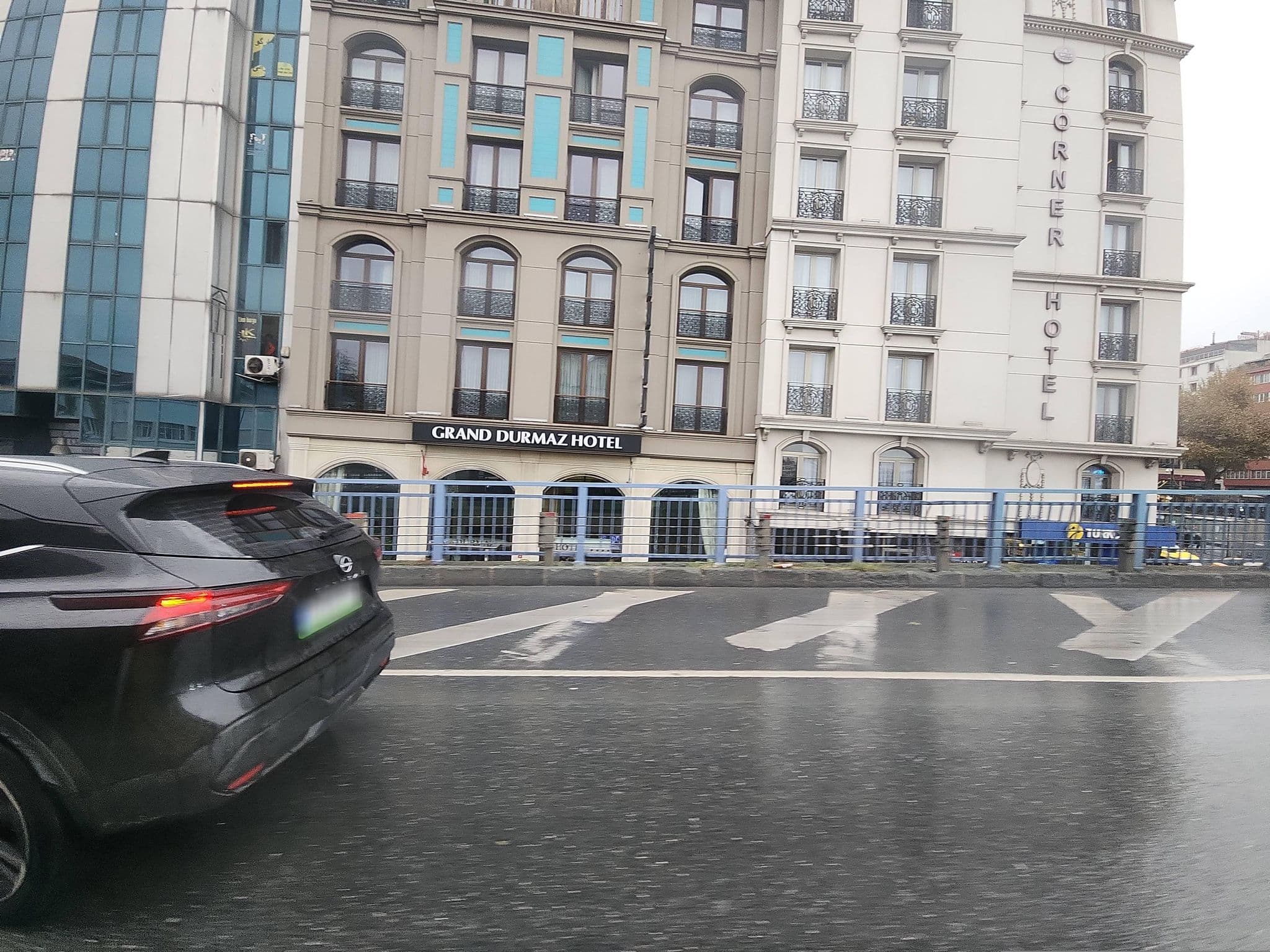 Street view near Comfort Hotel Istanbul, Istanbul — © dirt3009 (CC BY-SA · Mapillary)