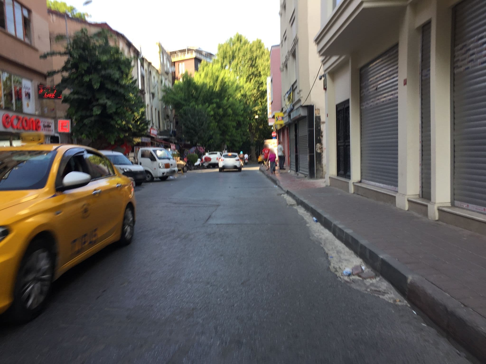 Street view near Check In Hotel, Sultanahmet — © sessiznotalar (CC BY-SA · Mapillary)