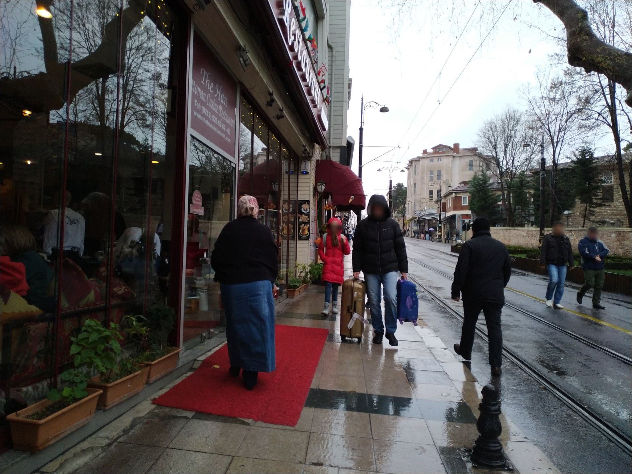 Street view near the empress thedora otel, Sultanahmet — © uzungo (CC BY-SA · Mapillary)