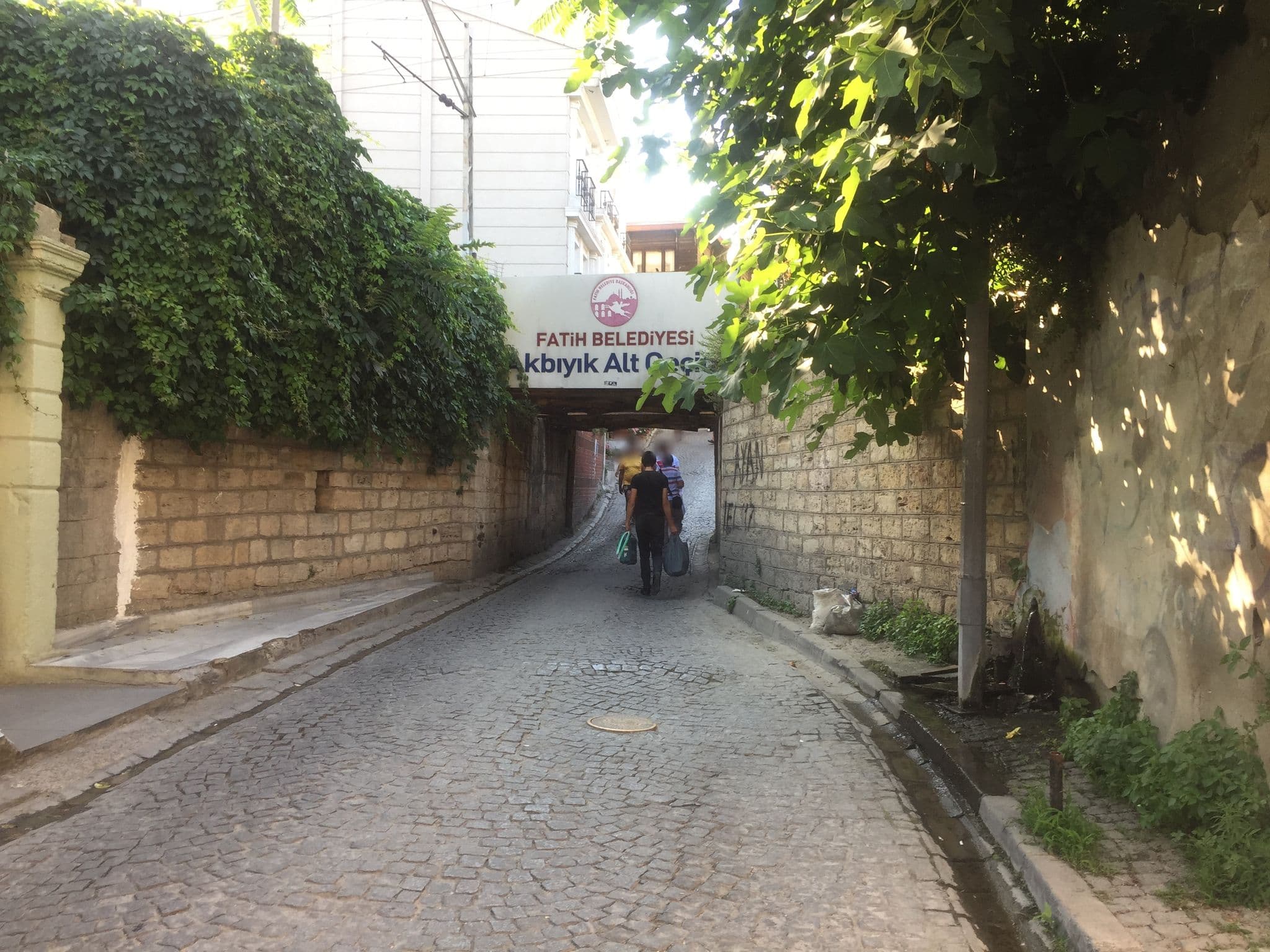 Street view near Antis Hotel Istanbul, Sultanahmet — © sessiznotalar (CC BY-SA · Mapillary)
