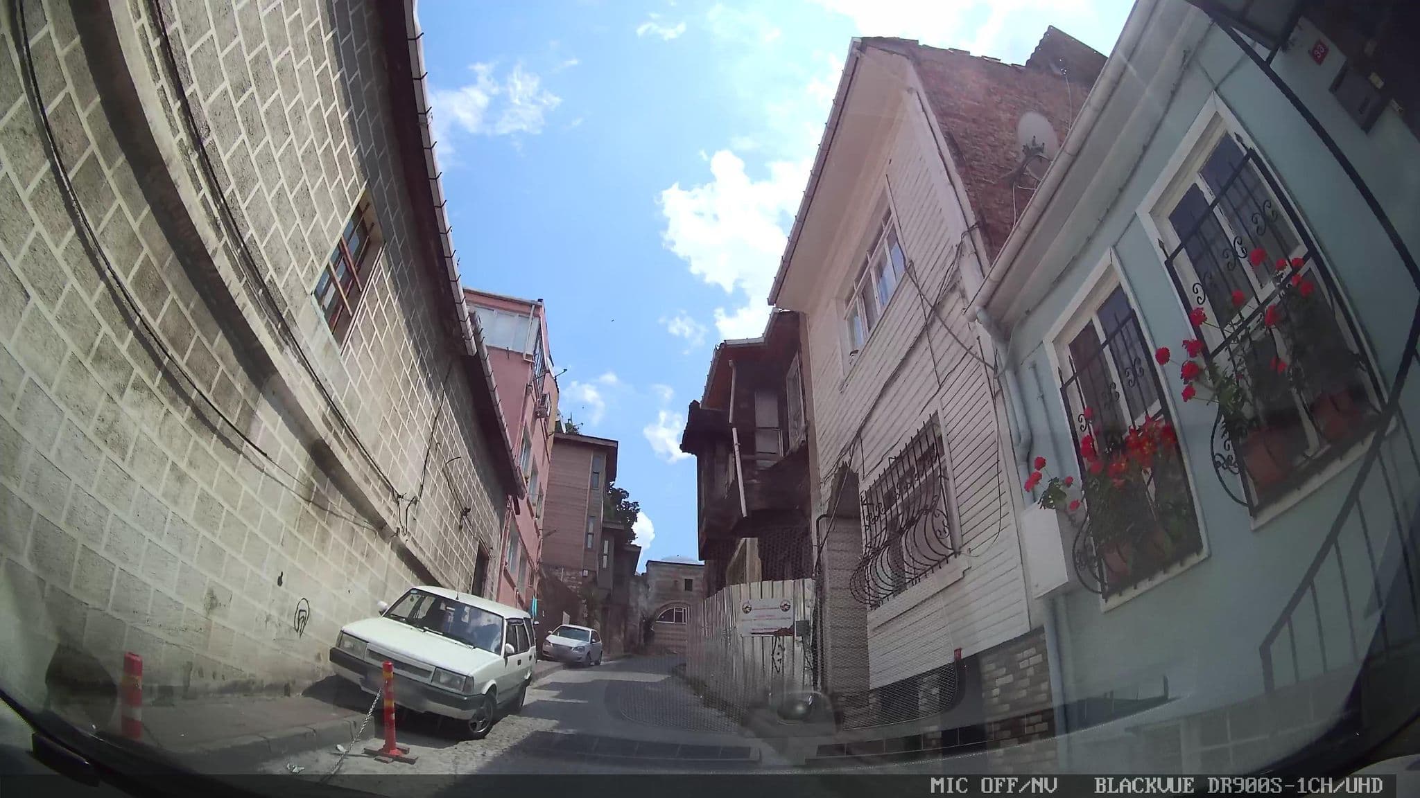 Street view near AST Hotel, Sultanahmet — © asturksever (CC BY-SA · Mapillary)