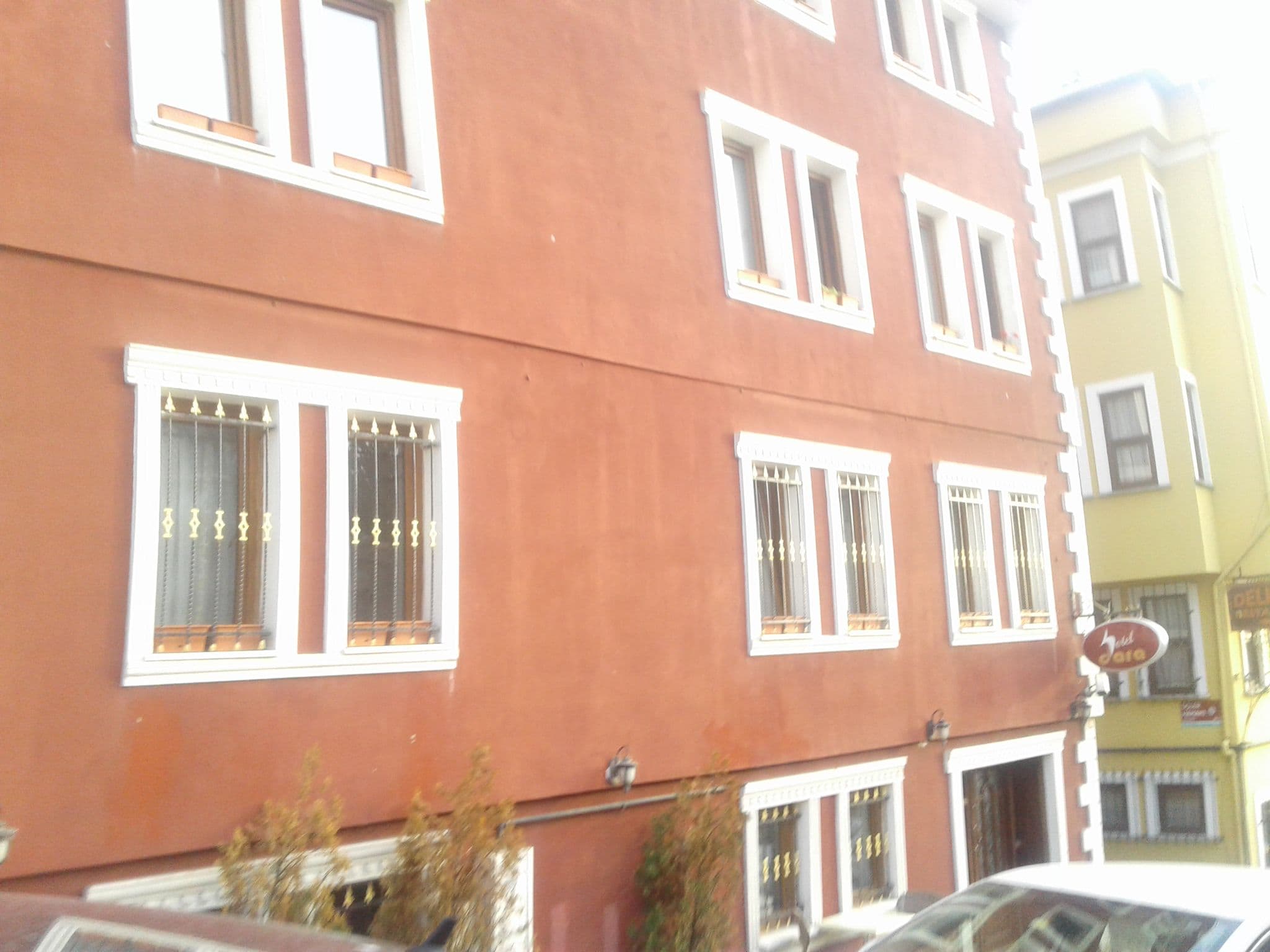 Street view near Camelot Apartment, Sultanahmet — © hemengul (CC BY-SA · Mapillary)