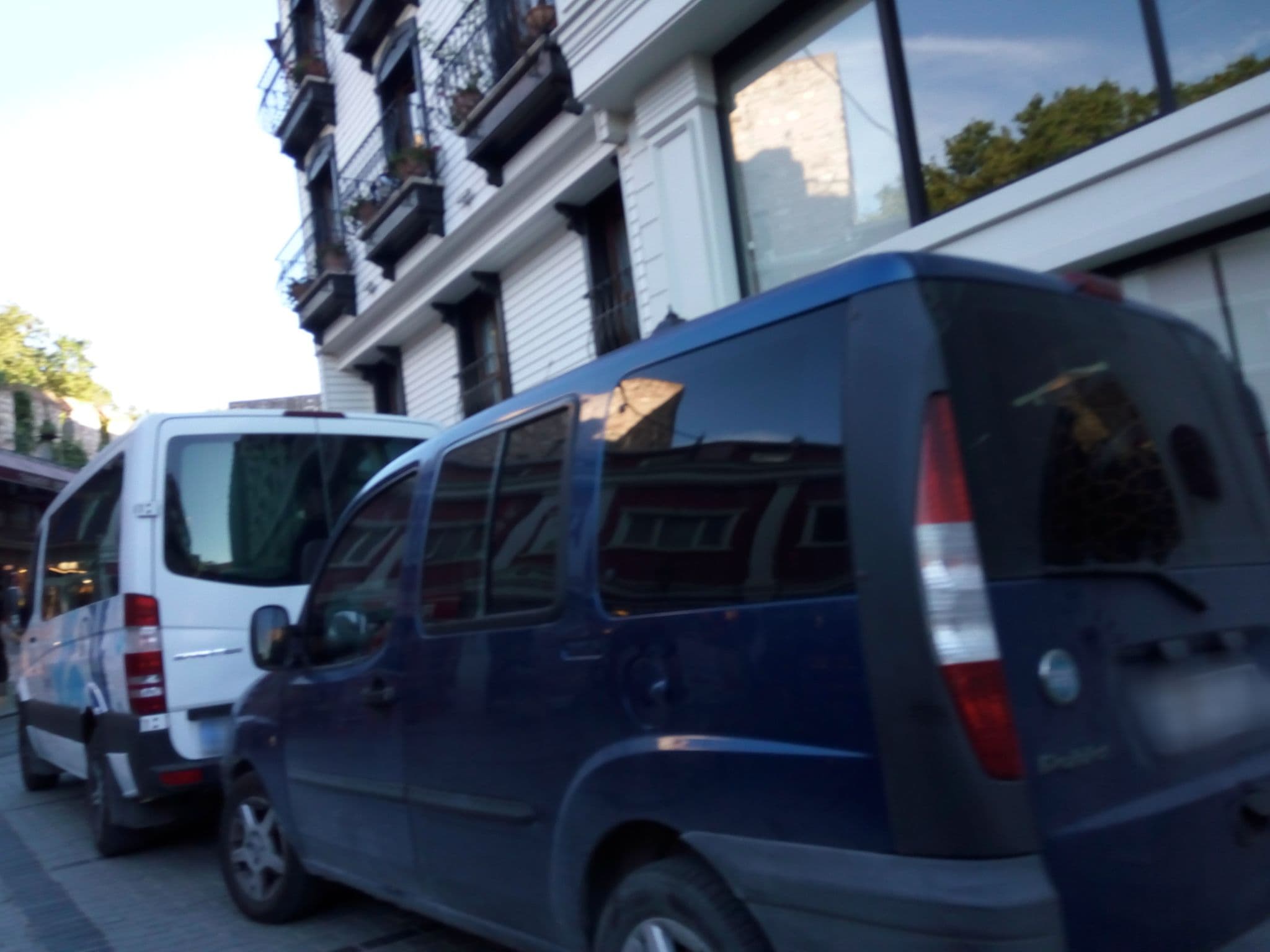 Street view near Hotel Prince Istanbul, Eminönü — © mapfool (CC BY-SA · Mapillary)