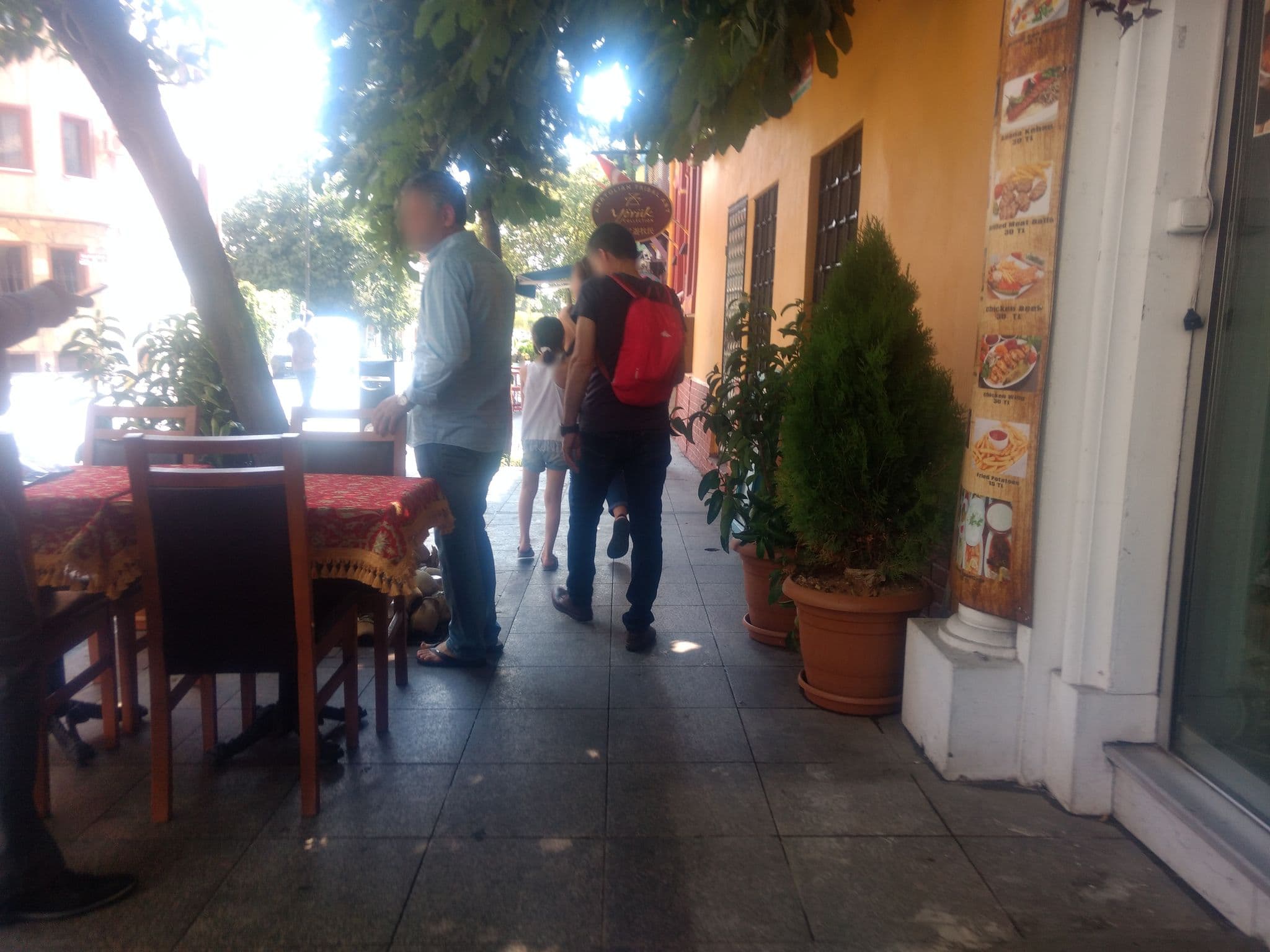 Street view near Tin Suites, Sultanahmet — © mapeadora (CC BY-SA · Mapillary)