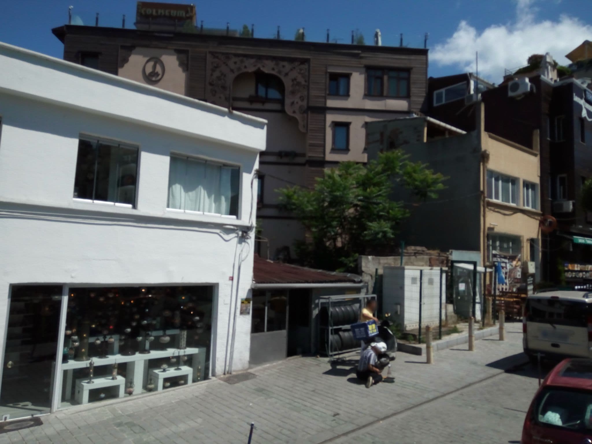 Street view near Fatima Sultan Hotel, Sultanahmet — © mapfool (CC BY-SA · Mapillary)