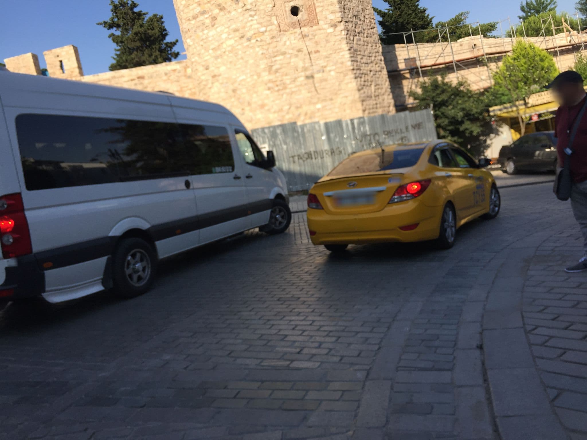 Street view near Genius Hotel Istanbul, Sultanahmet — © sessiznotalar (CC BY-SA · Mapillary)