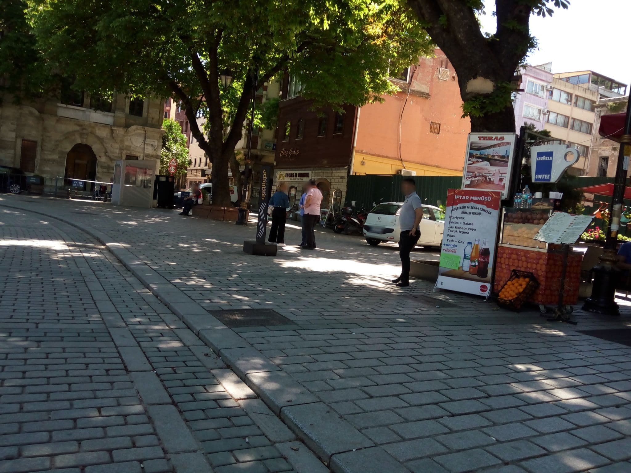 Street view near optimist hotel, Sultanahmet — © mapfool (CC BY-SA · Mapillary)