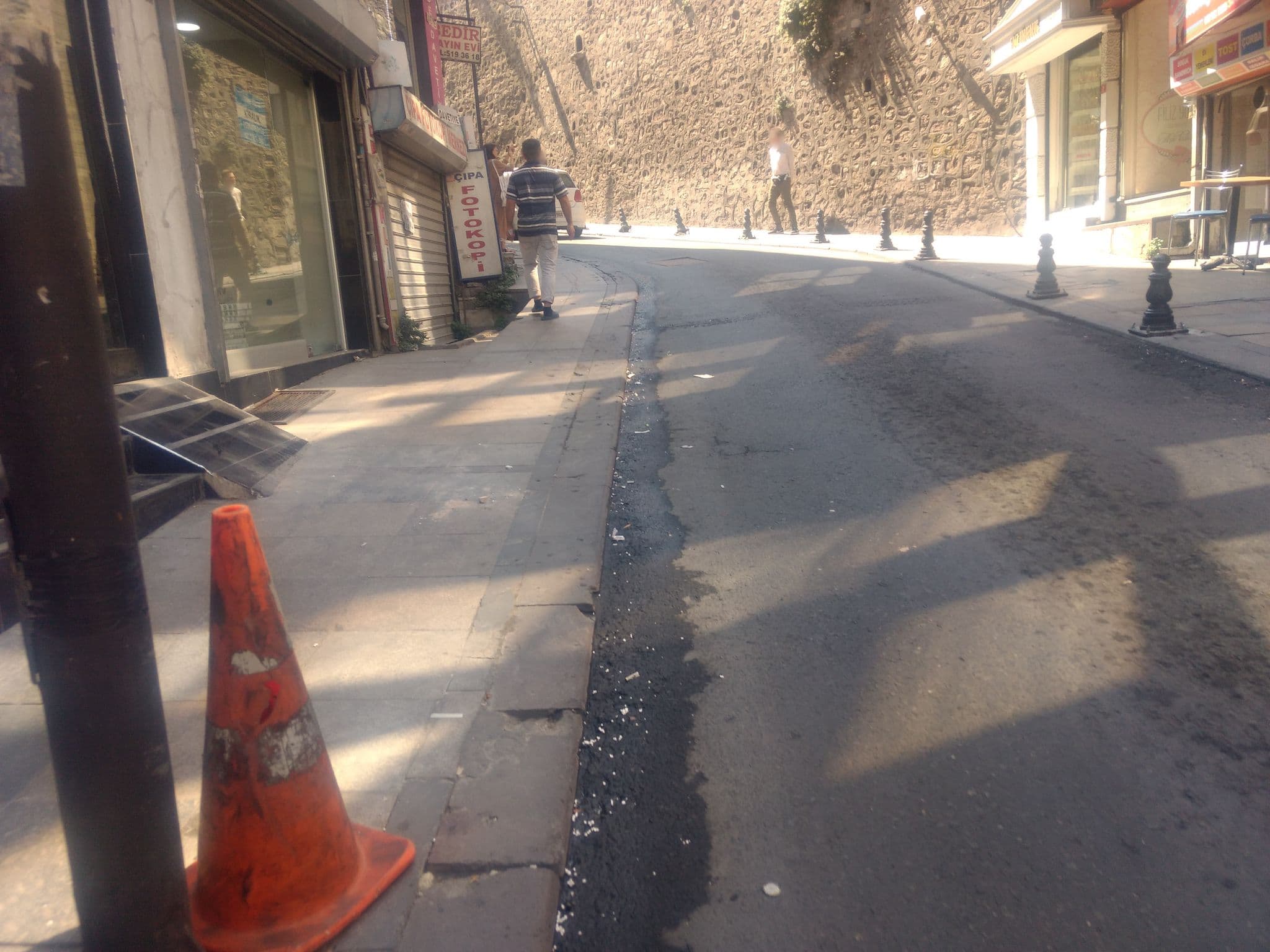 Street view near Pela Apart, Eminönü — © mapeadora (CC BY-SA · Mapillary)