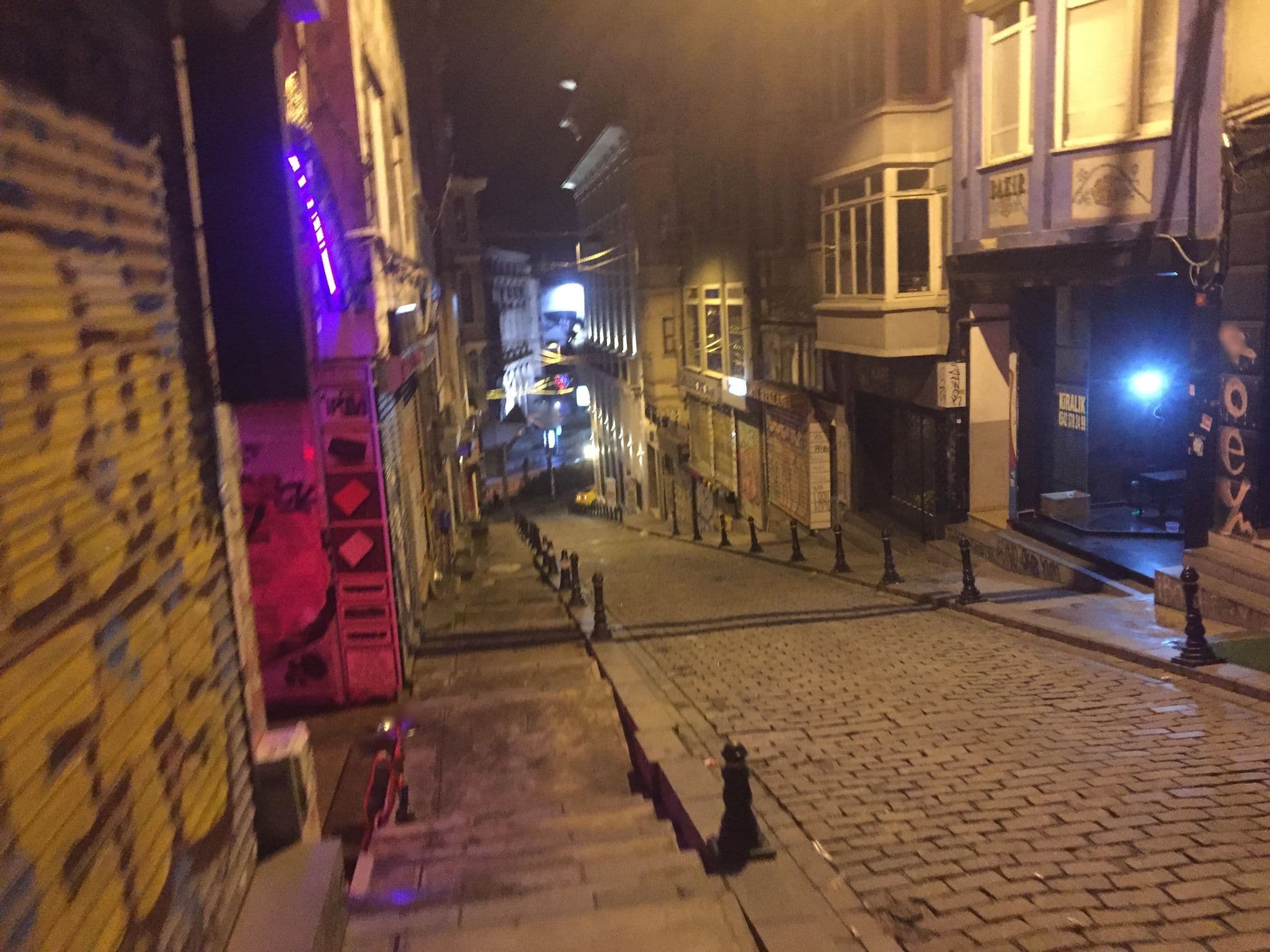 Street view near Royal Galata Hotel, Eminönü — © peacewins (CC BY-SA · Mapillary)