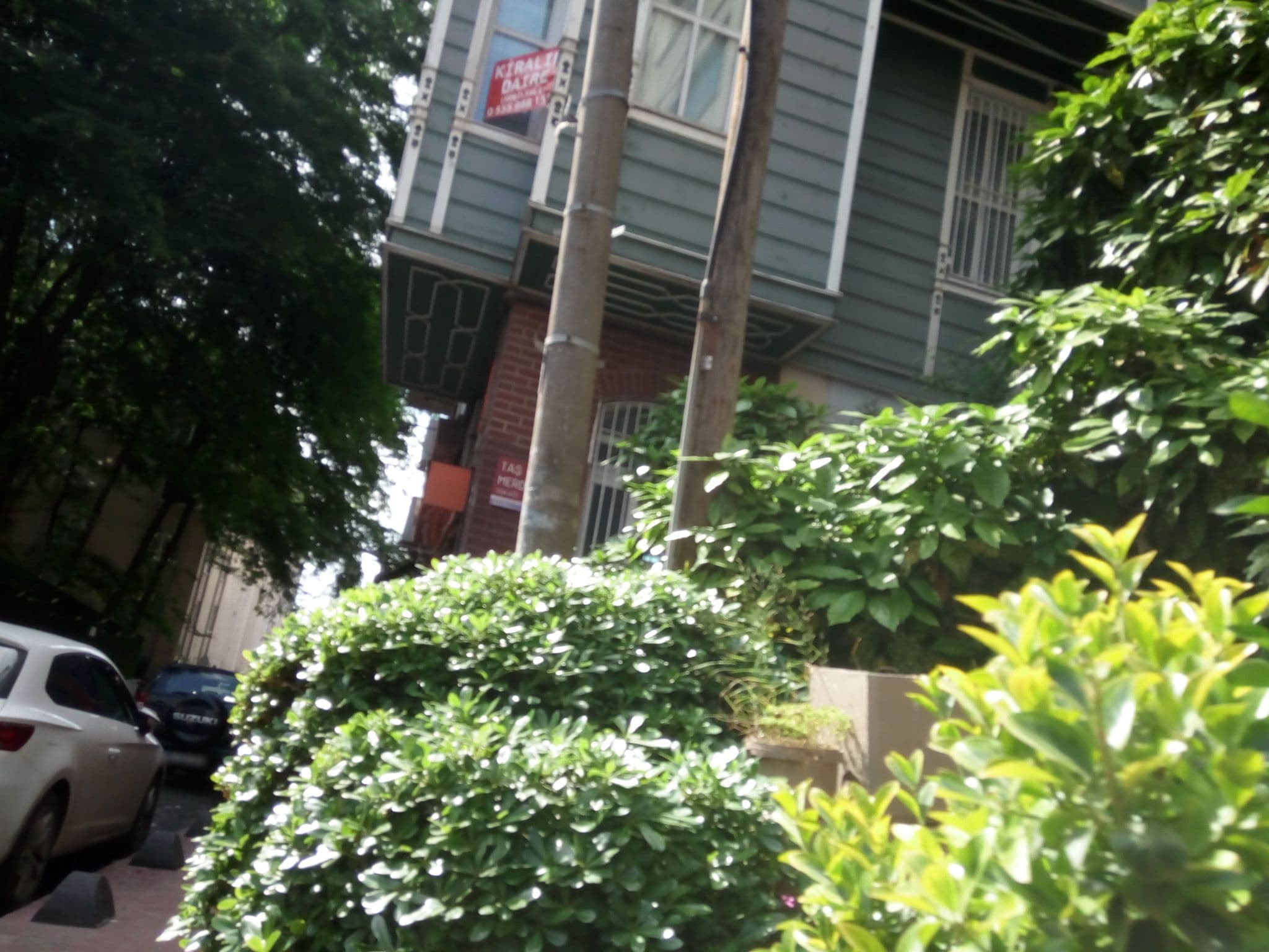 Street view near Sirena’s Suites, Eminönü — © mapfool (CC BY-SA · Mapillary)