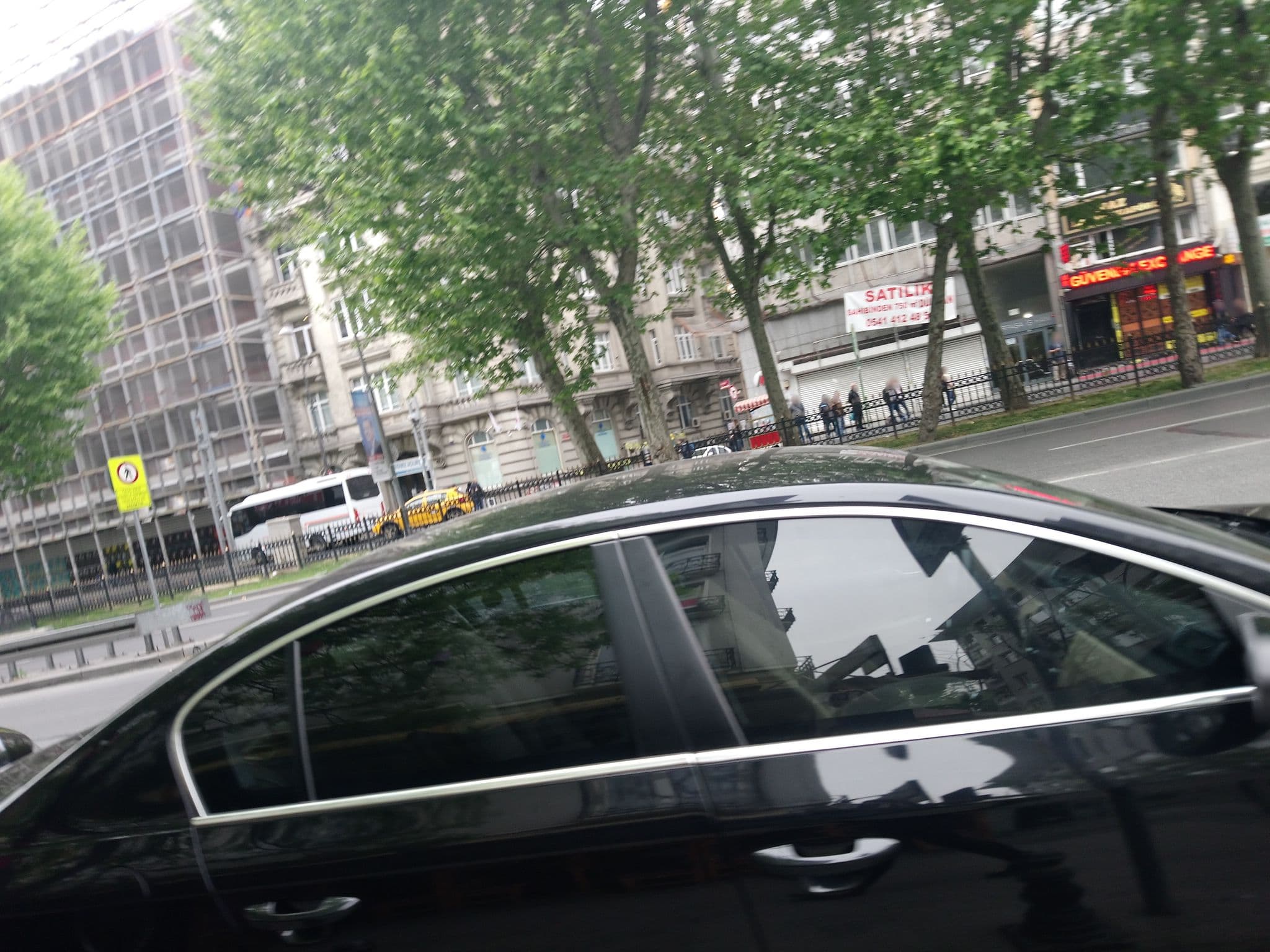 Street view near Konak Otel, Şişli — © tijana (CC BY-SA · Mapillary)