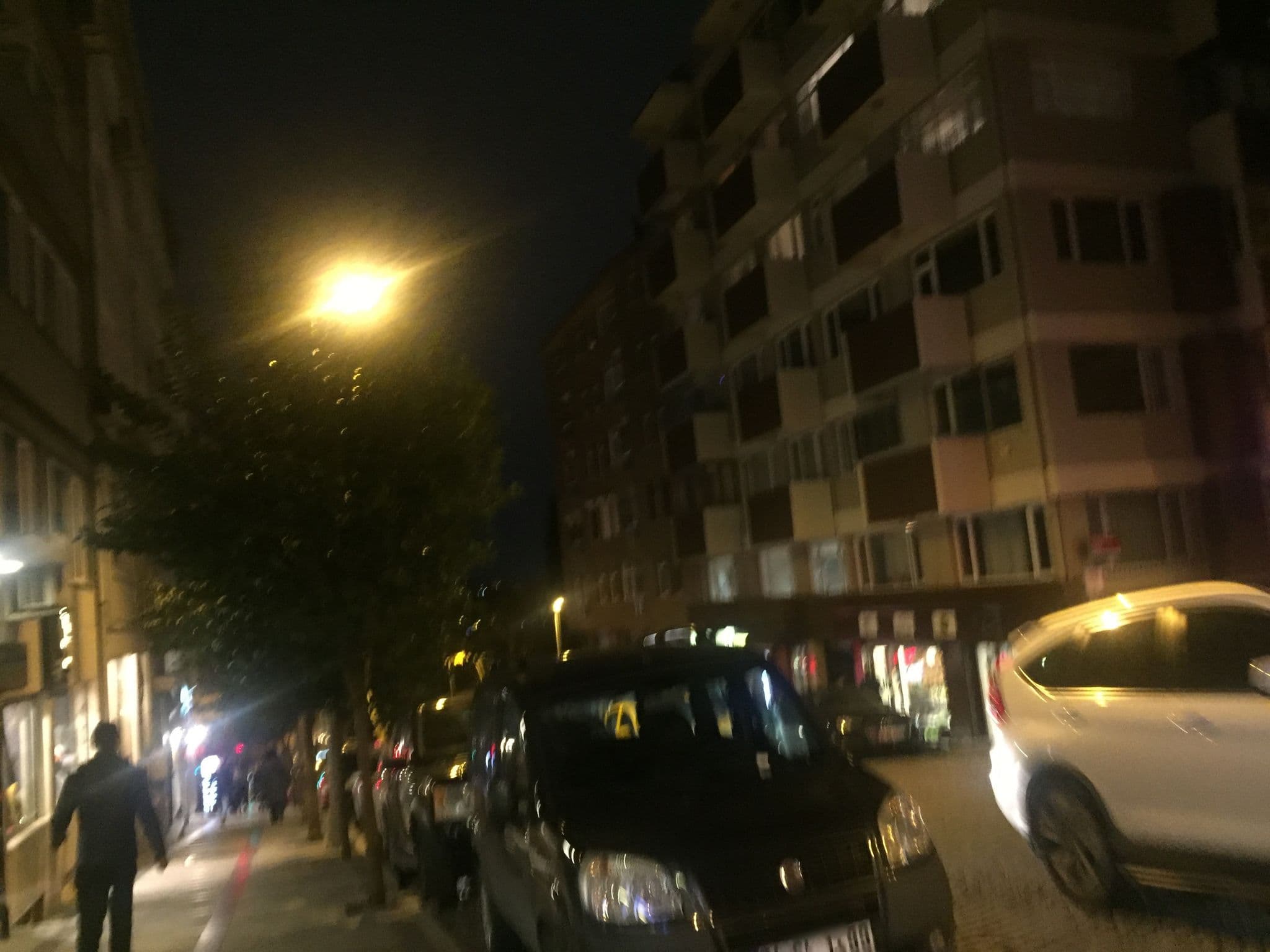 Street view near Şok Market Akaretler, Yıldız — © avci1995 (CC BY-SA · Mapillary)