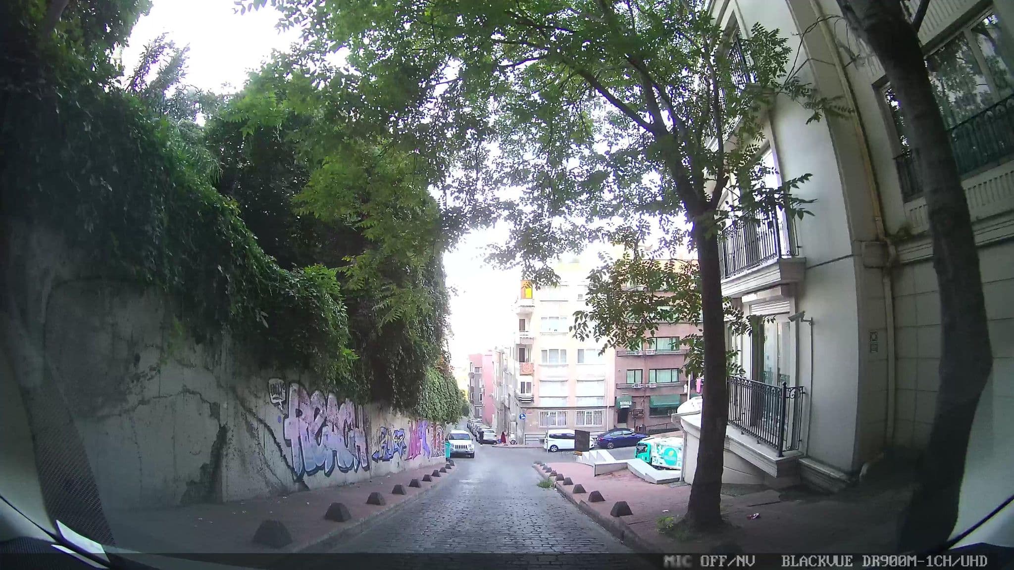 Street view near Arslan Palas Hotel, Eminönü — © asturksever (CC BY-SA · Mapillary)