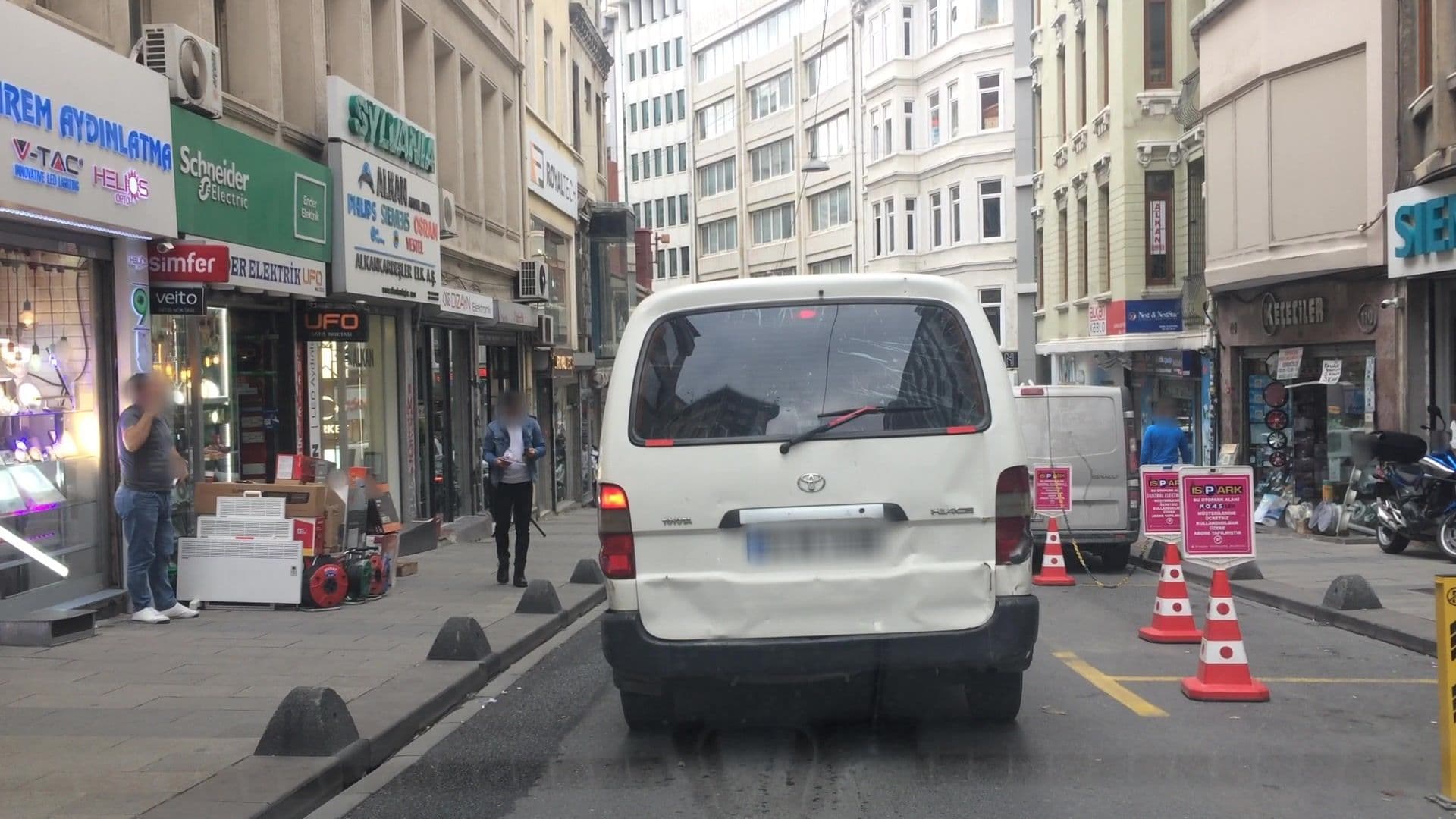 Street view near Galata By Boss Sweet Hotels, Eminönü — © lvl5 (CC BY-SA · Mapillary)