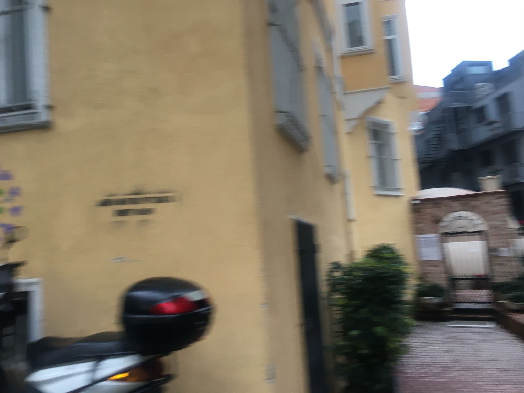 Street view near Casa Di Bava Istanbul, Eminönü — © khrystyna (CC BY-SA · Mapillary)