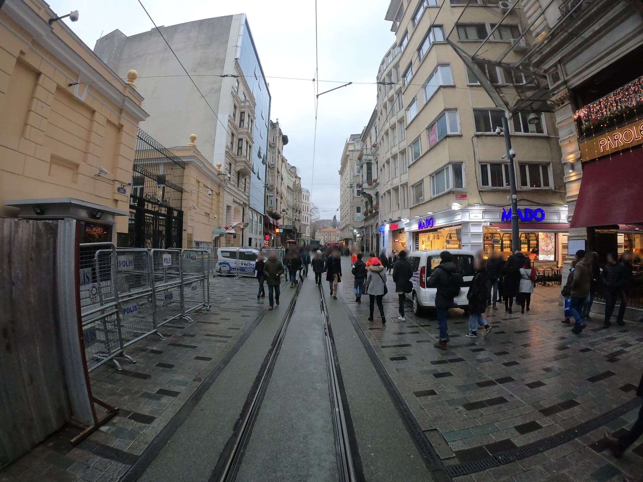 Street view near Breakfast Room, Eminönü — © chrisbeddow (CC BY-SA · Mapillary)