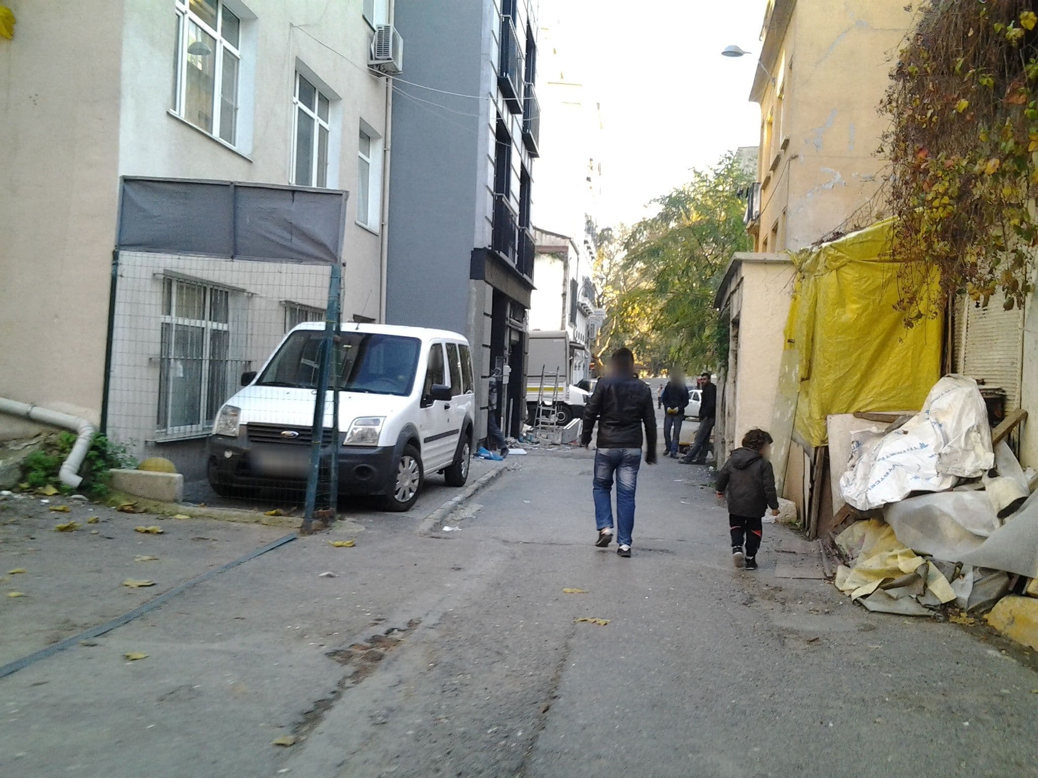 Street view near Goodnight Istanbul appartment, Eminönü — © elgaard (CC BY-SA · Mapillary)