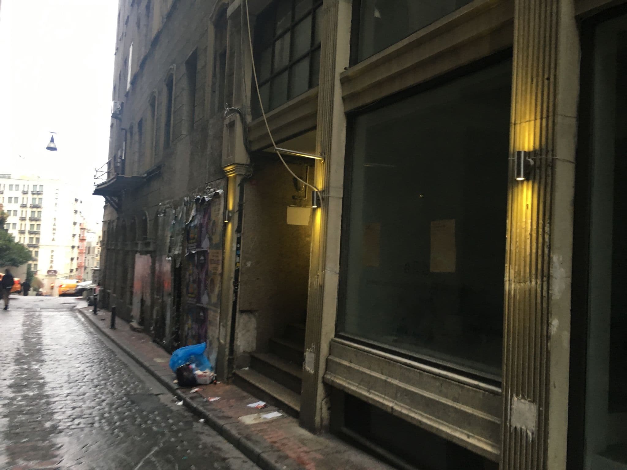 Street view near palozzo donizetti otel spa, Eminönü — © passantsharif (CC BY-SA · Mapillary)