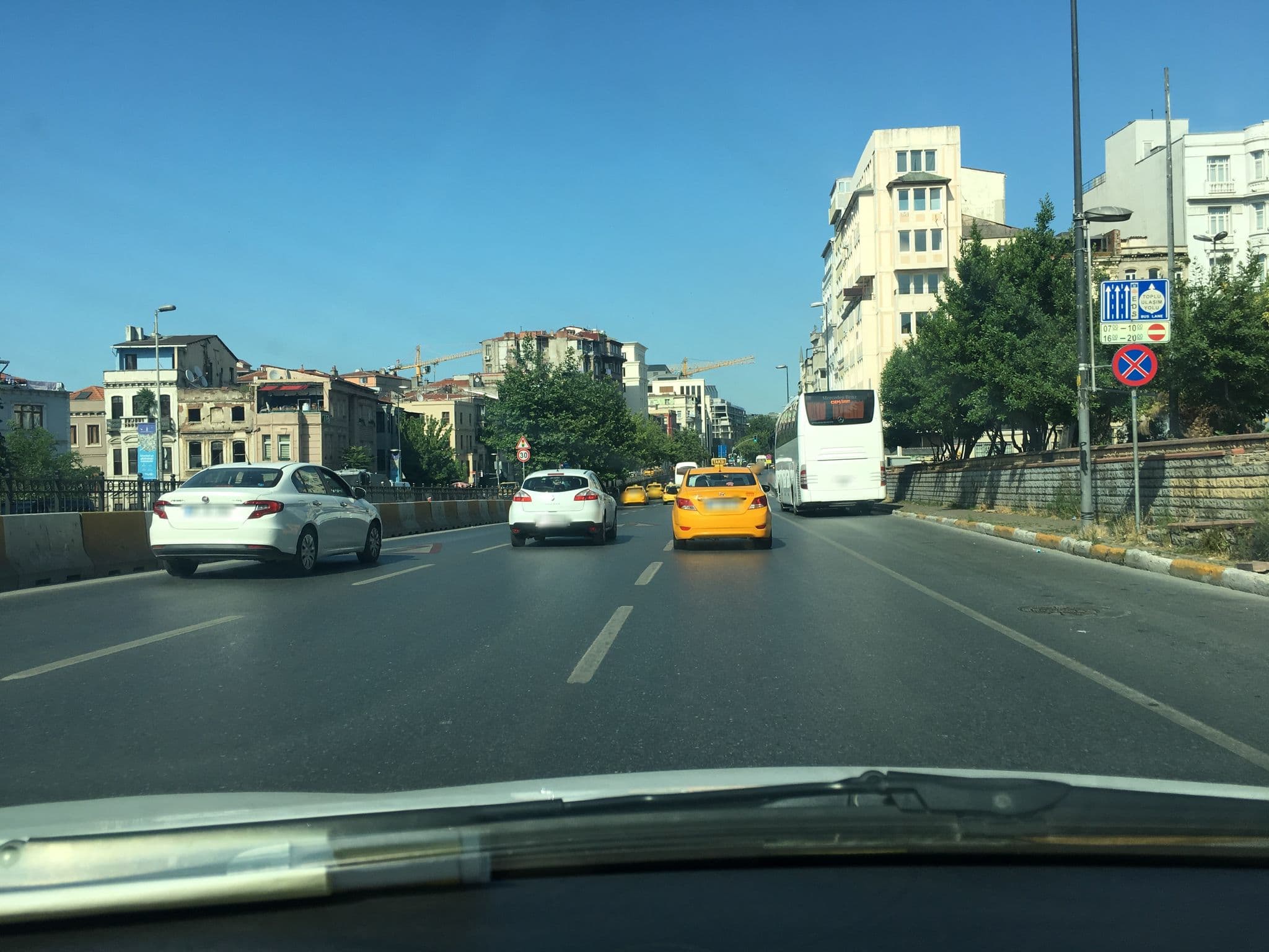 Street view near My Seka Hotel, Eminönü — © myusufuyan (CC BY-SA · Mapillary)