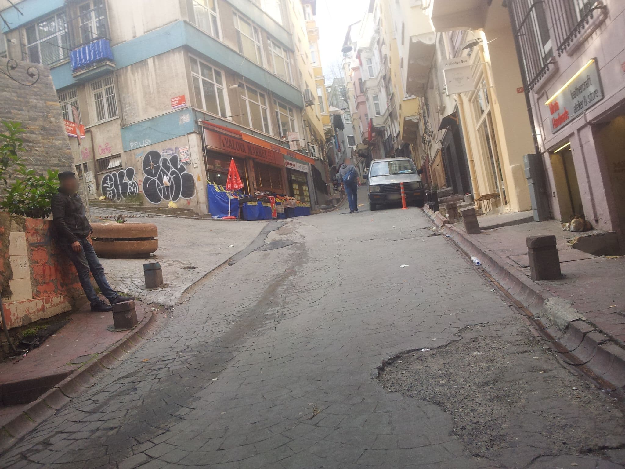 Street view near Roa Residence Galata, Eminönü — © elgaard (CC BY-SA · Mapillary)