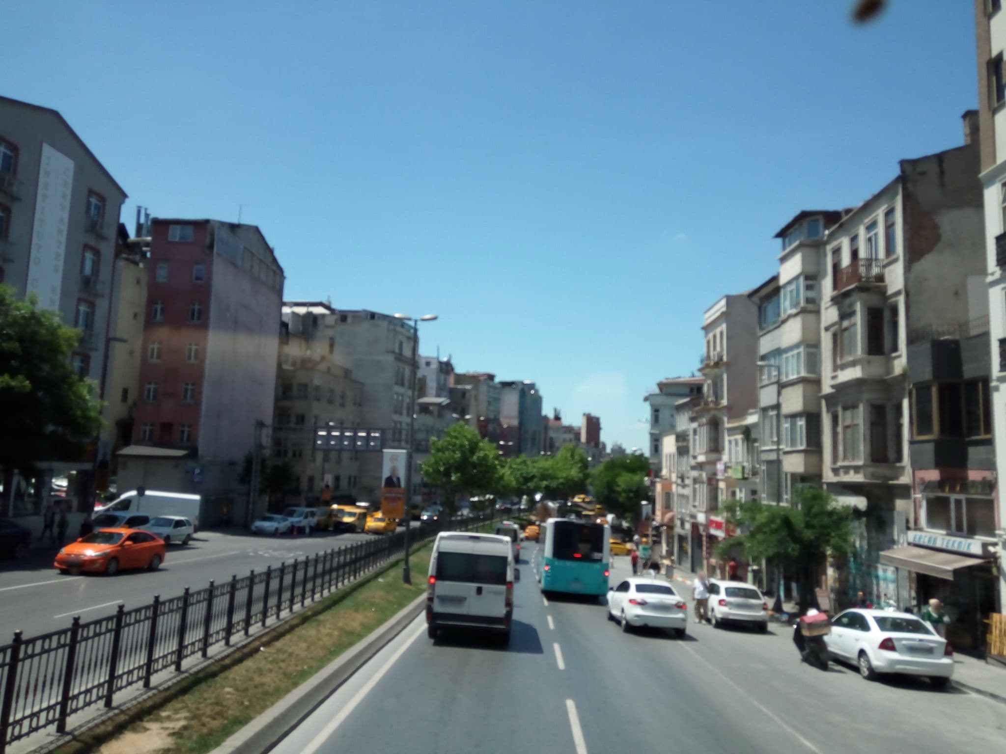 Street view near Trass Hotel Istanbul, Eminönü — © mapfool (CC BY-SA · Mapillary)